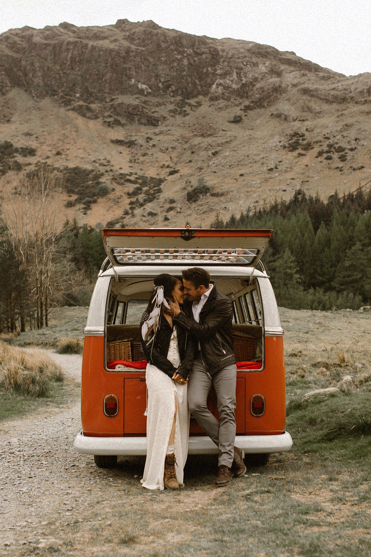 Bohemian-Elopement_Wedding-Inspiration_Agnes-Black-Photography_SBS_004