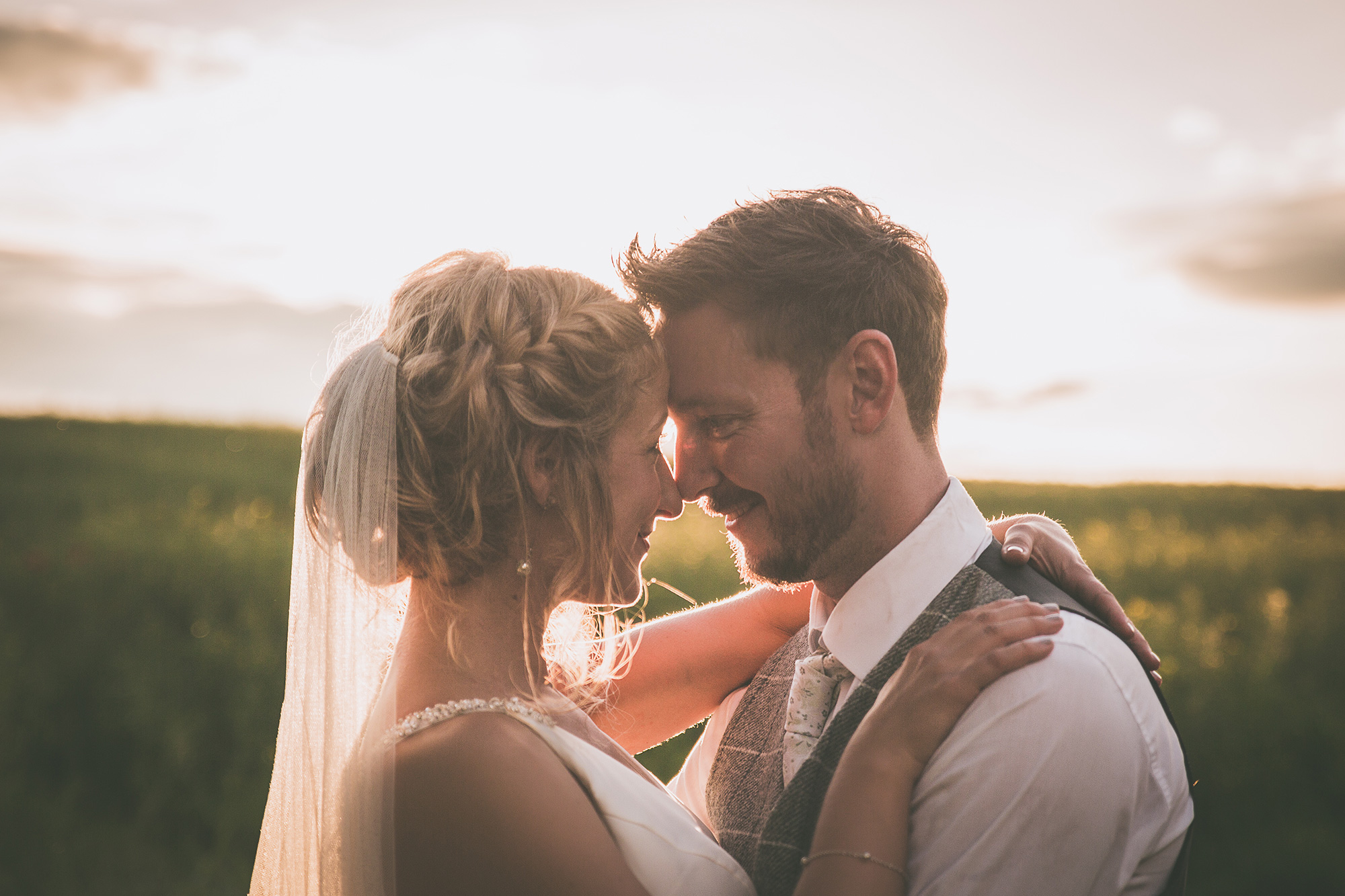 Cat Matt Relaxed Barn Wedding Nicholas Rogers Photography 045