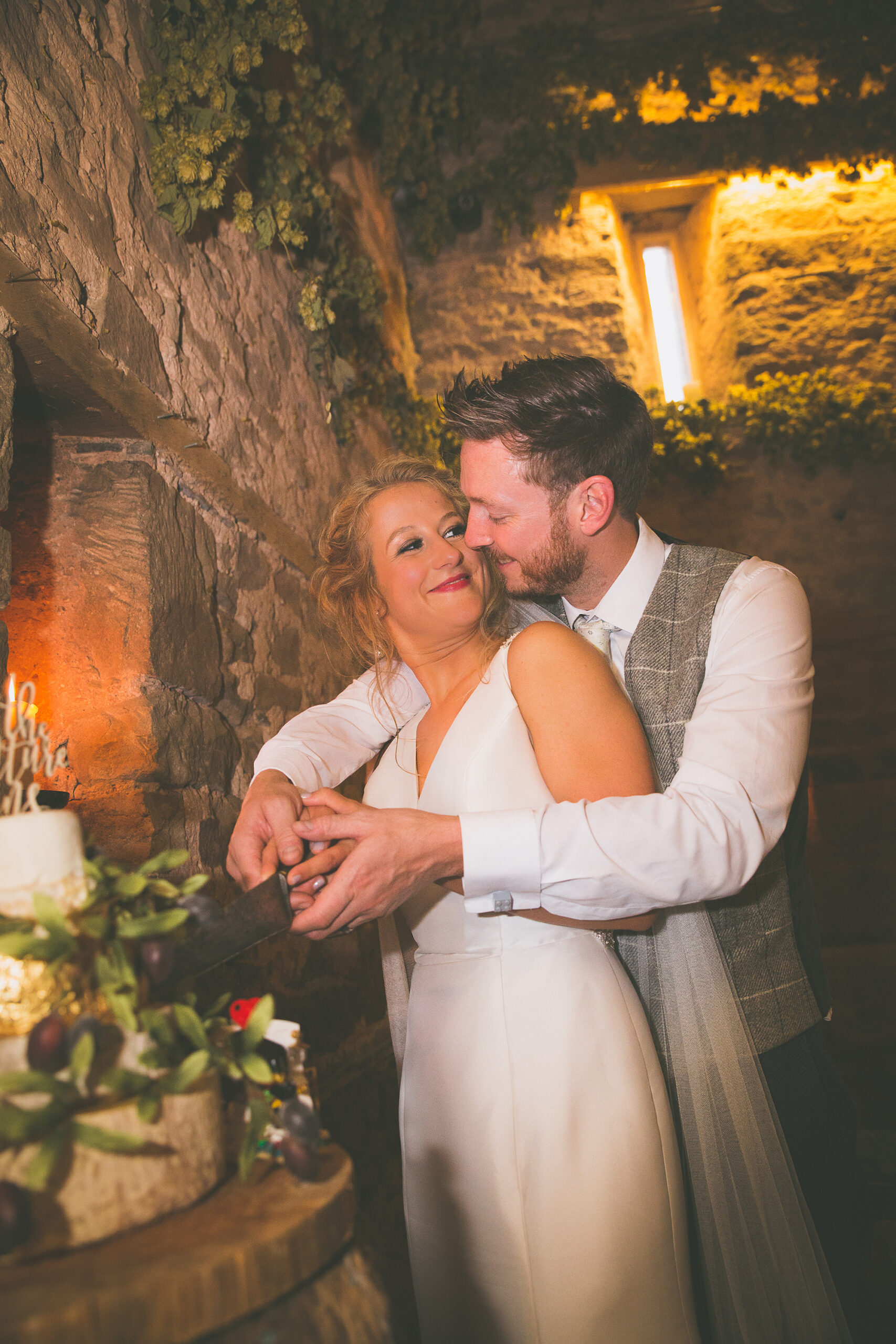 Cat Matt Relaxed Barn Wedding Nicholas Rogers Photography 046 scaled