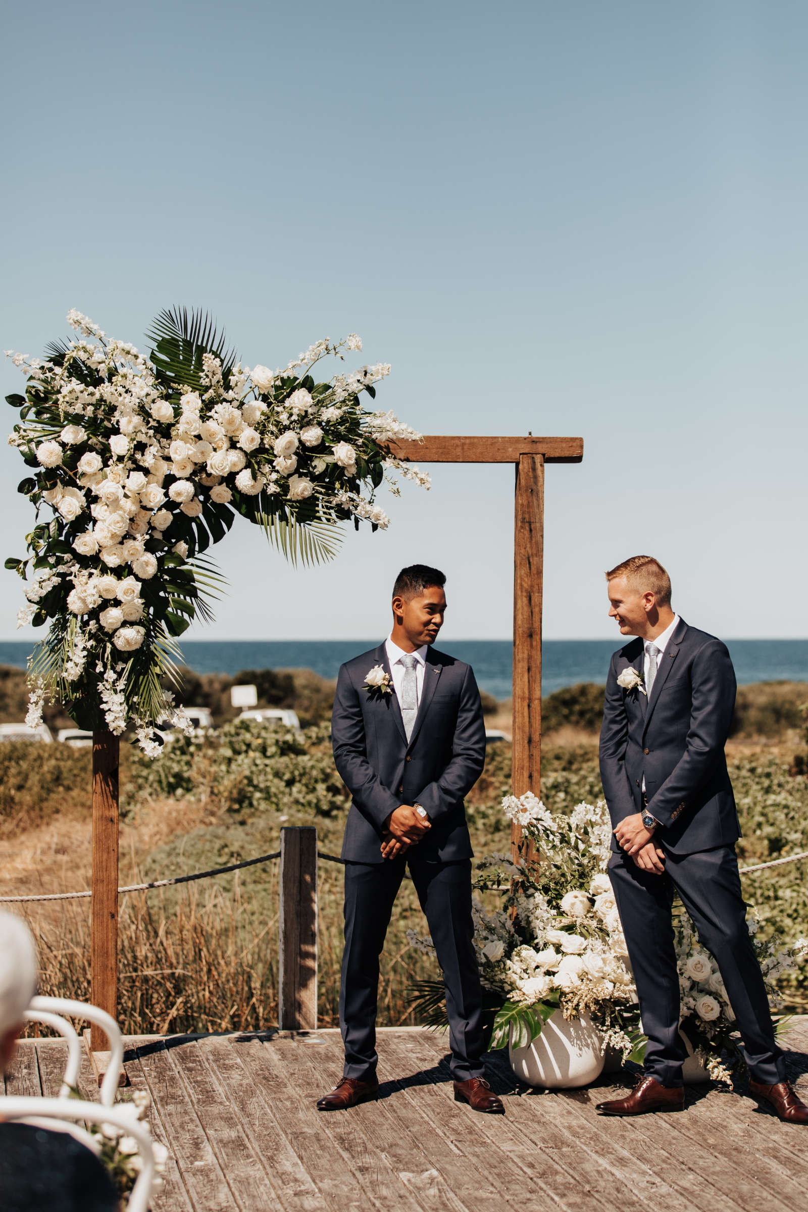 Luxe coastal wedding for Maddi and Dan at Caves Coastal Bar & Bungalows near Newcastle, NSW. Images by Tatiana Rose Photography.