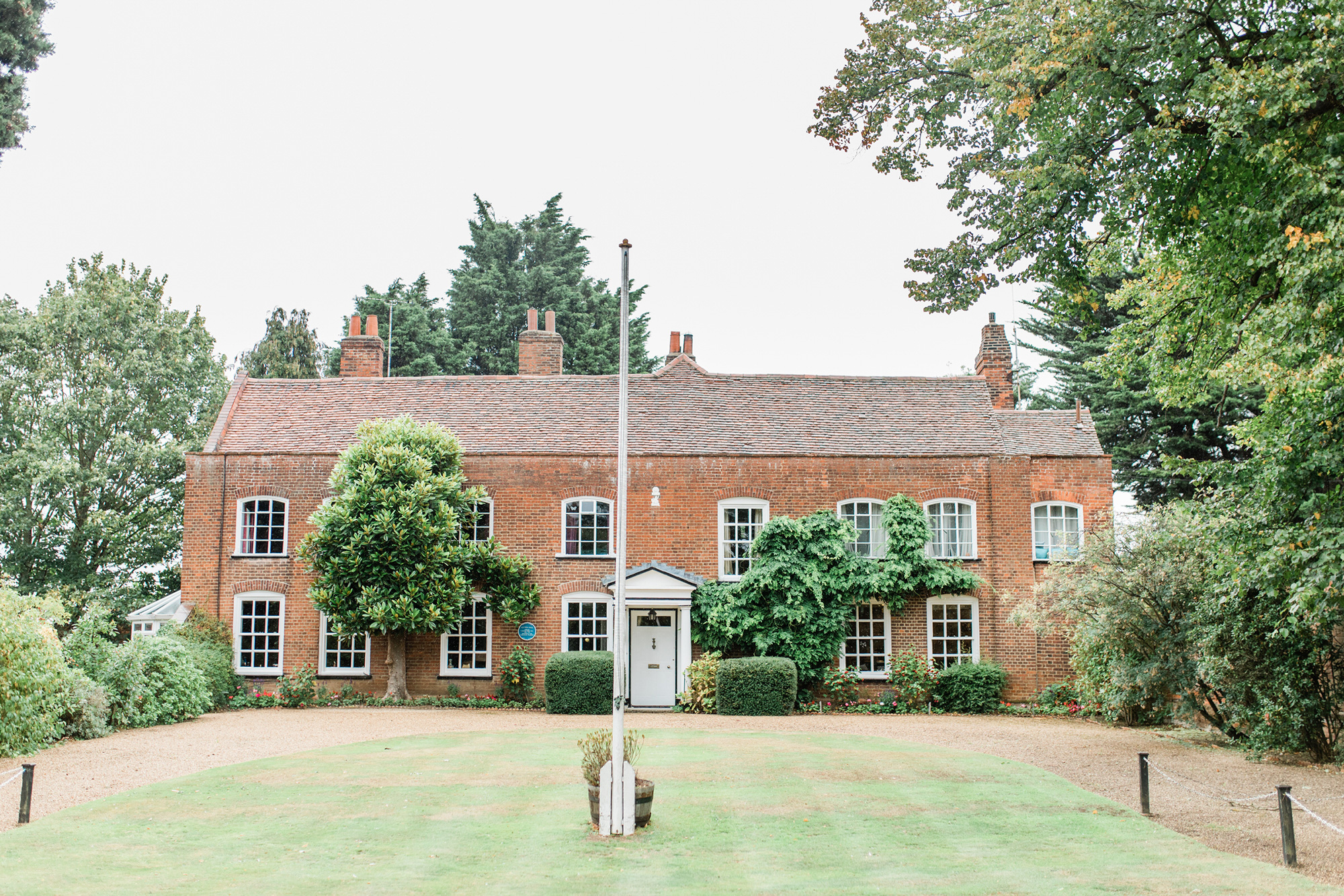 Charlotte Olly Whimsical Garden Wedding Gemma Giorgio Photography 011