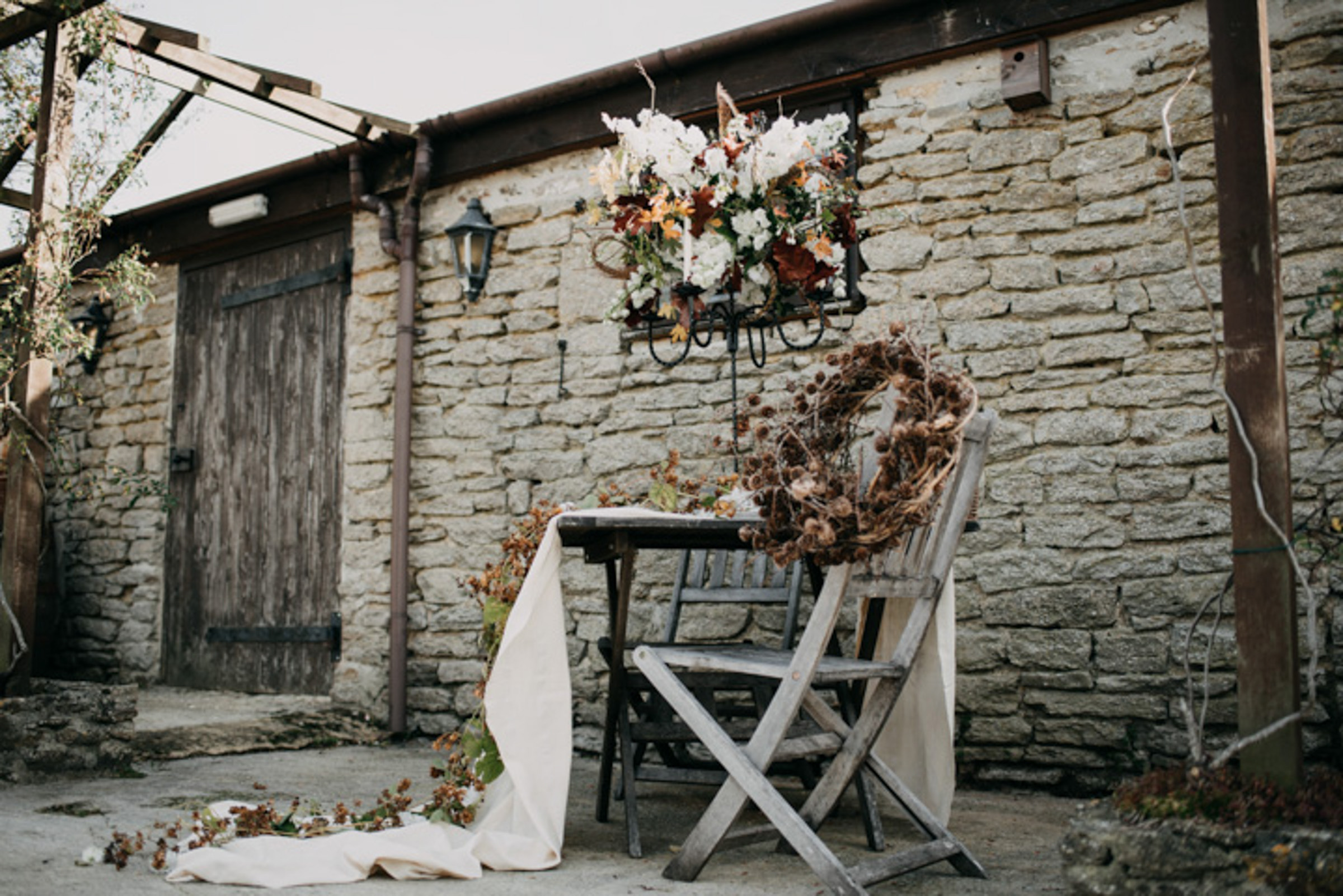 Cosy-Warm-Winter_Wedding-Inspiration_Emily-Black-Photography_002