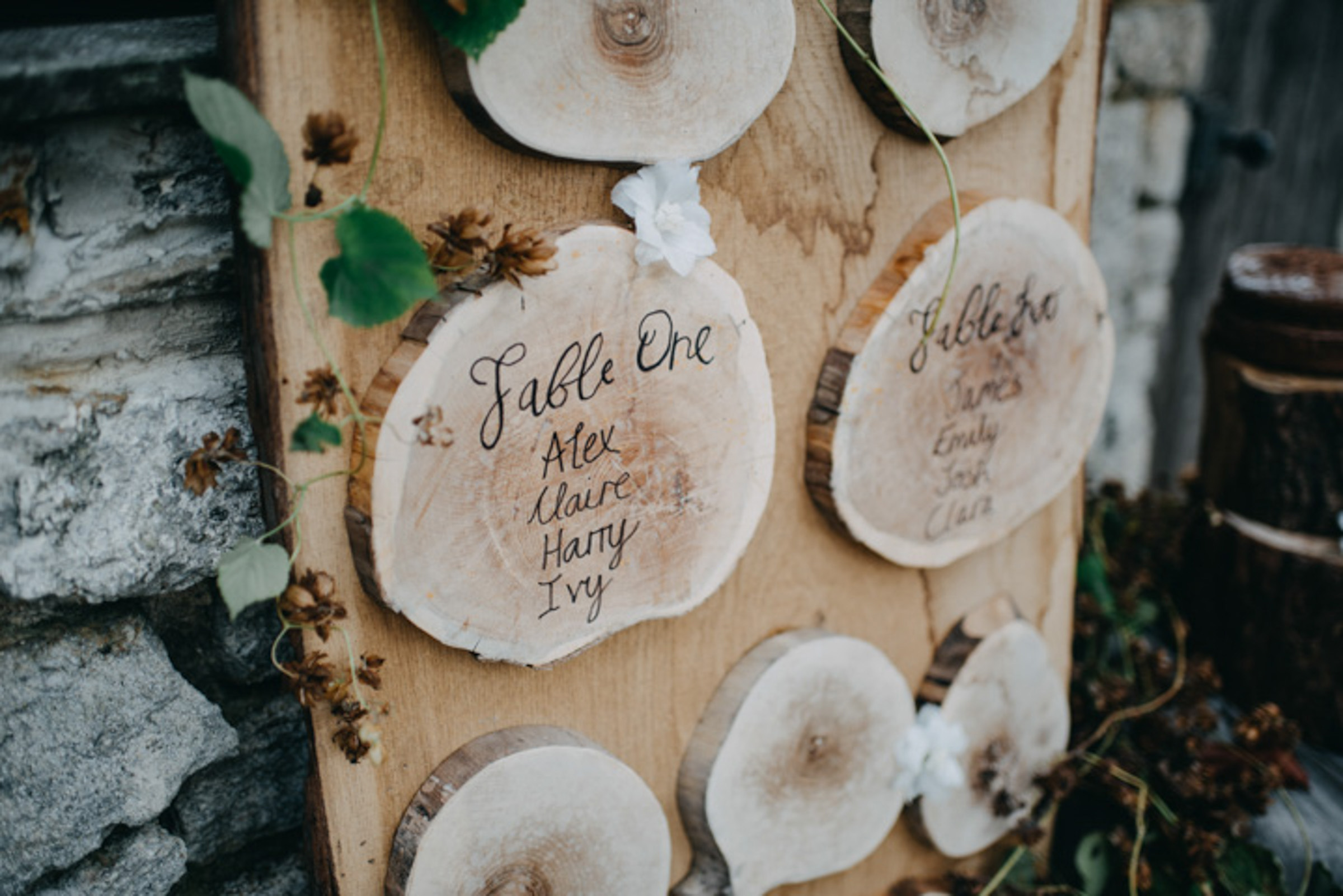 Cosy-Warm-Winter_Wedding-Inspiration_Emily-Black-Photography_013