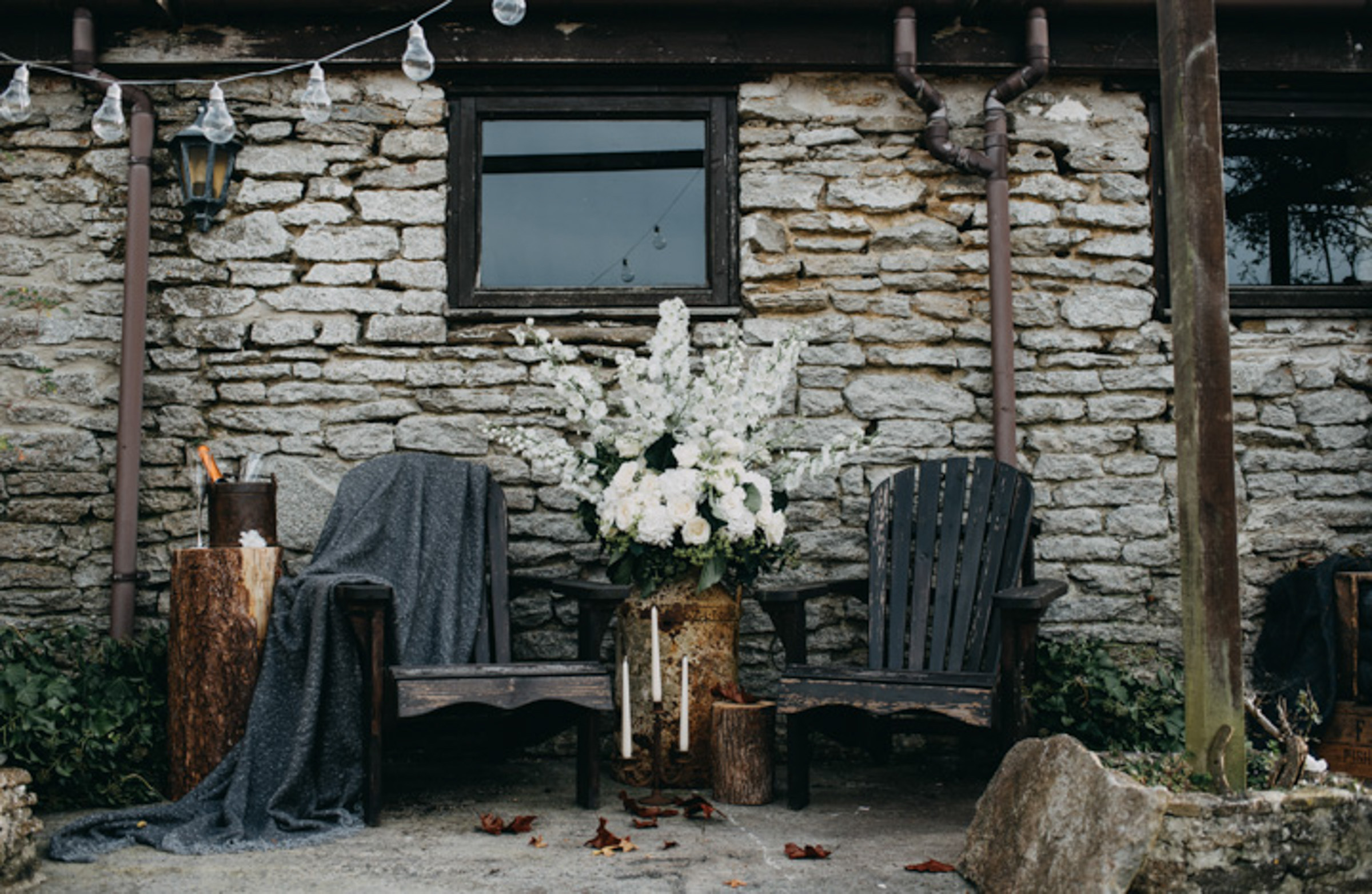 Cosy-Warm-Winter_Wedding-Inspiration_Emily-Black-Photography_020