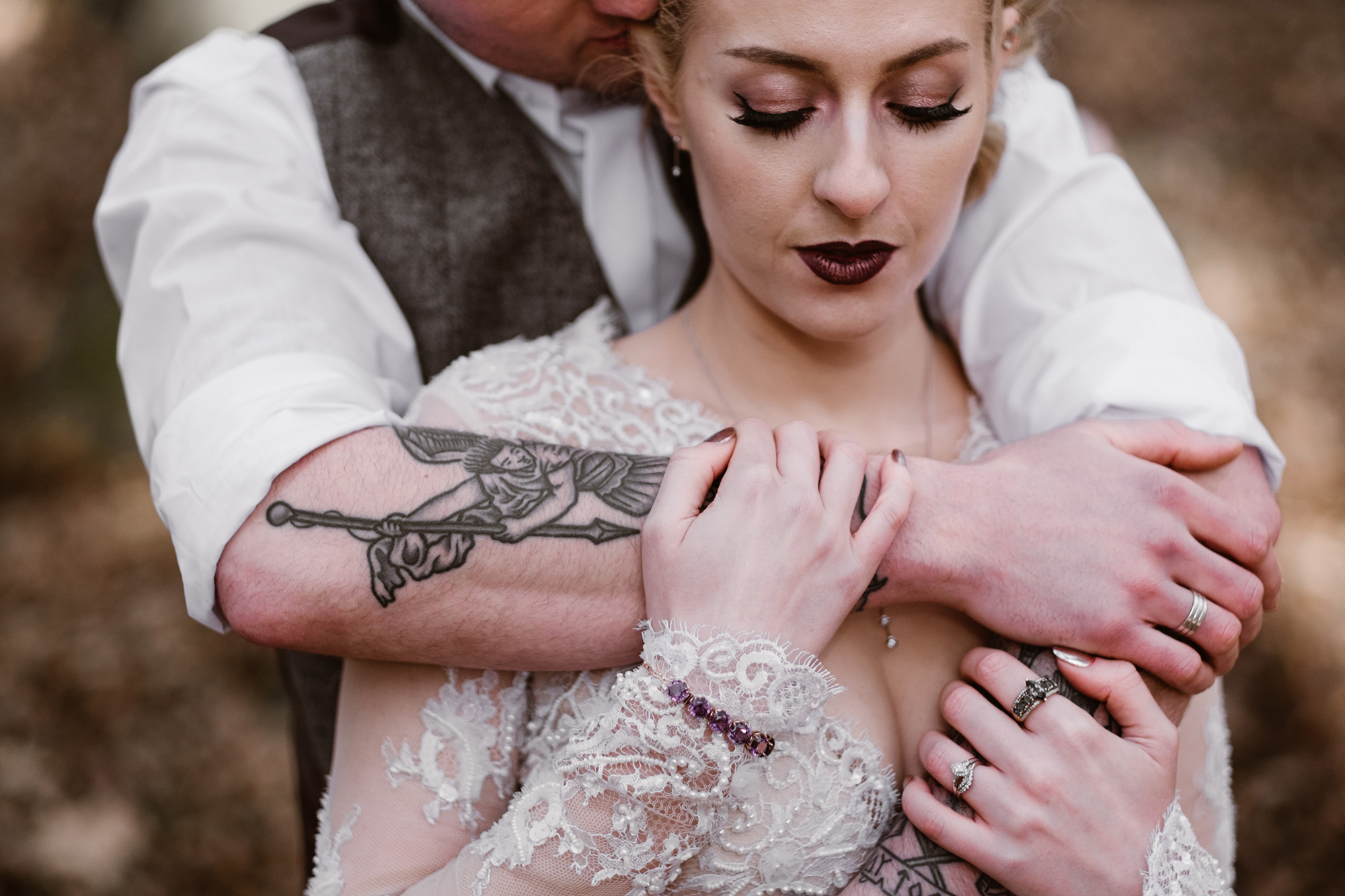 Dark-Romantic-Woodland_Wedding-Inspiration_Photography-by-Grace-Hill_039