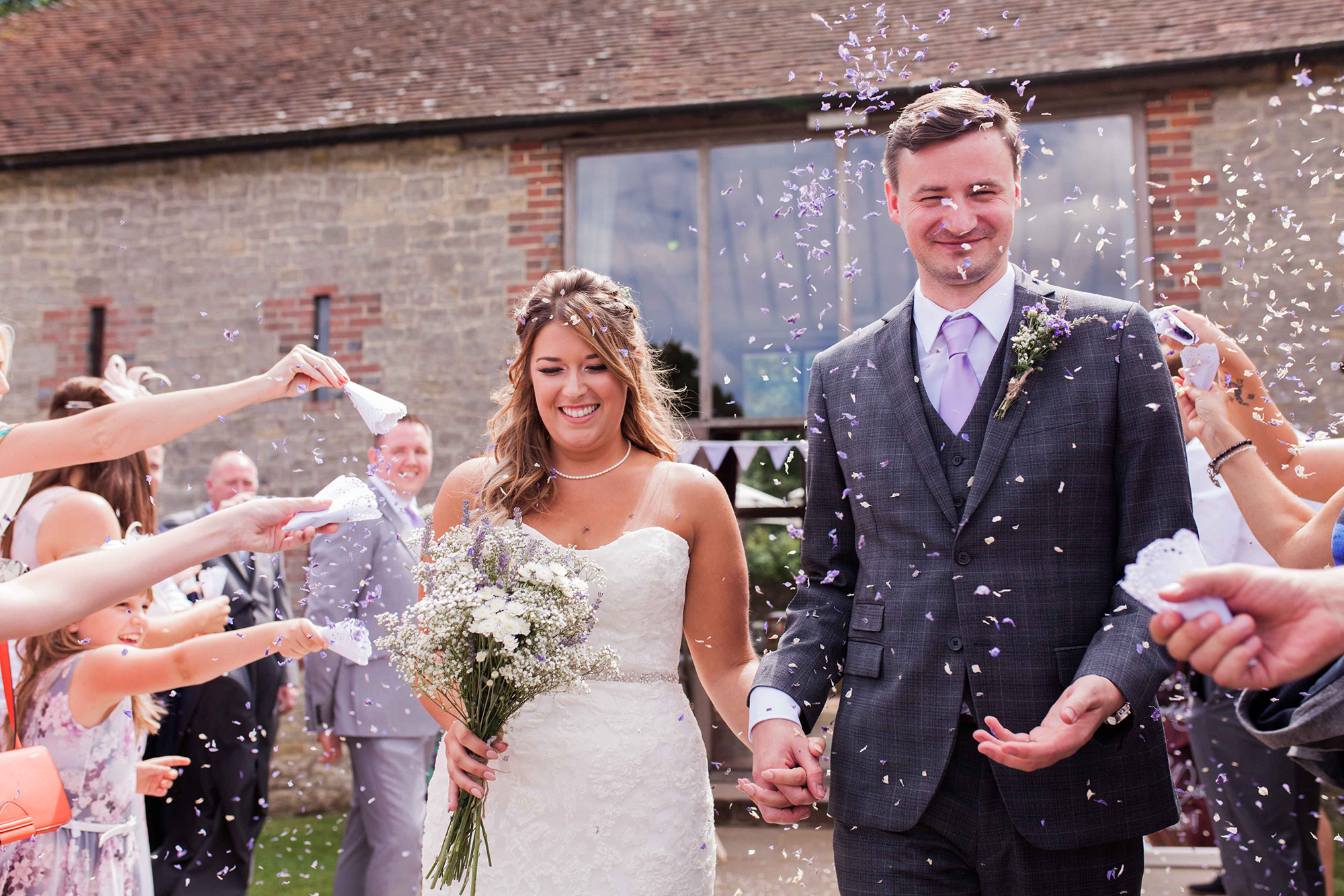 Demi_Kyle_Rustic-Barn-Wedding_Hannah-Frances-Photography_026