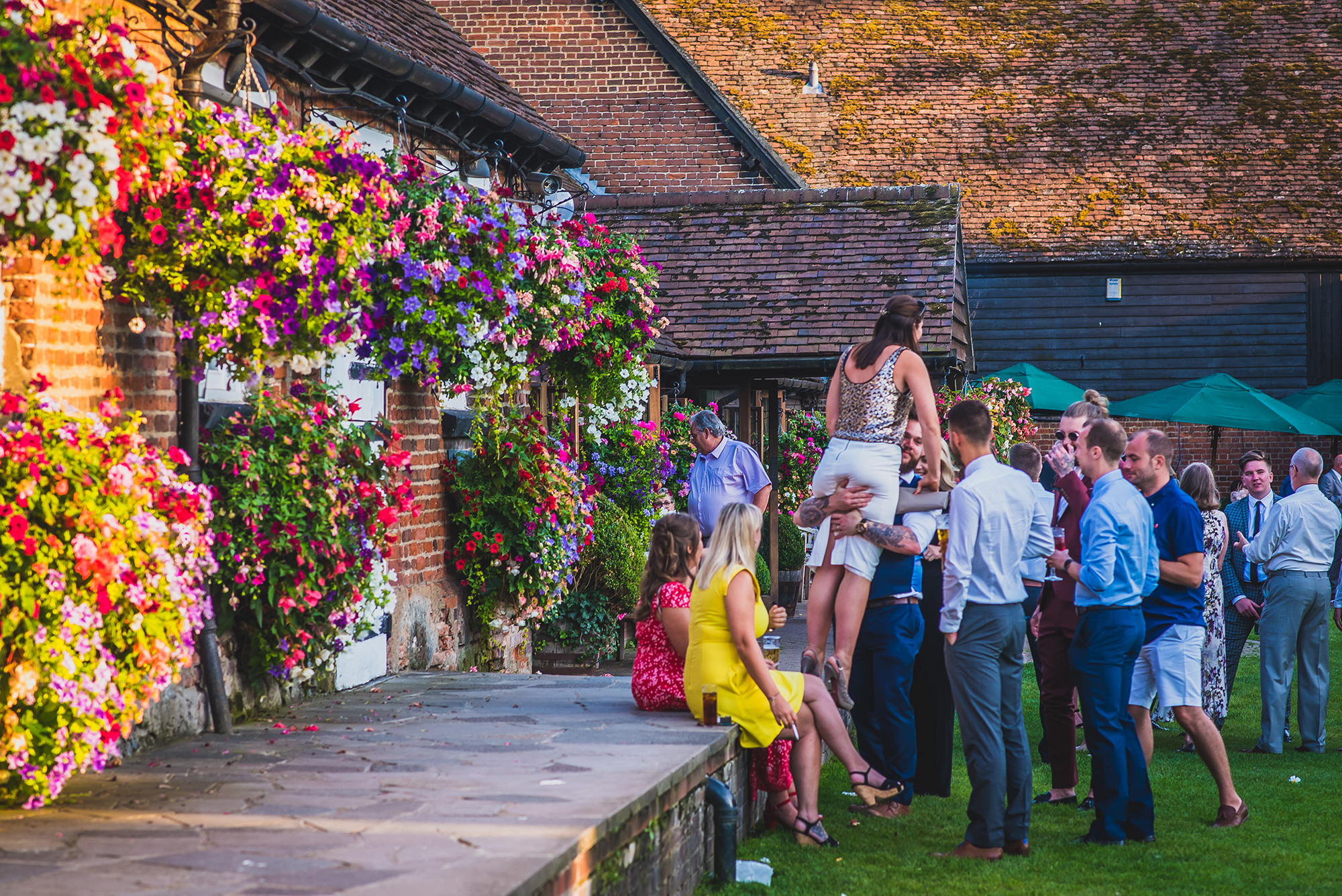 Ellie Andy Rustic Barn Wedding Damien Vickers Photography 046