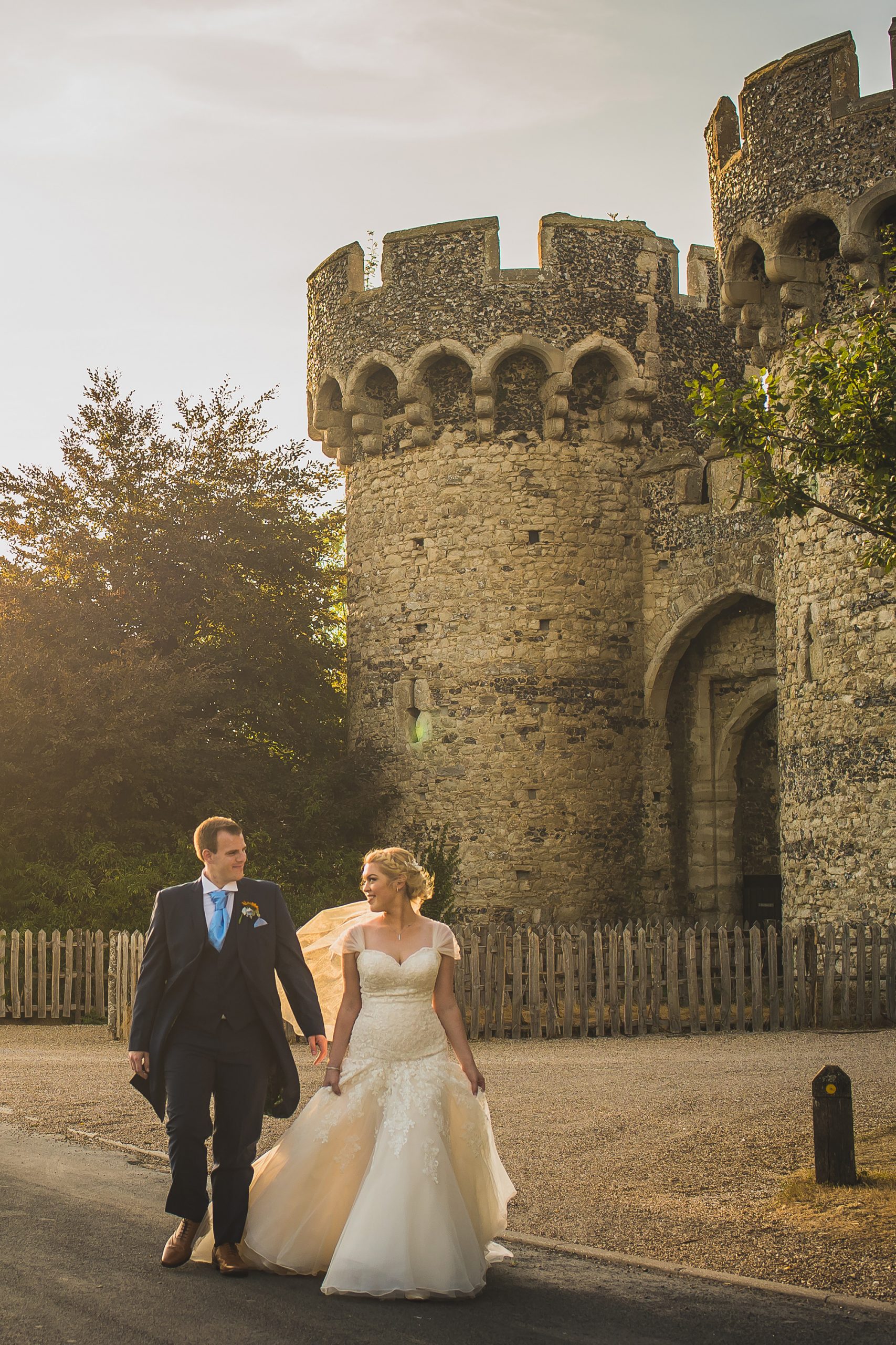 Ellie Andy Rustic Barn Wedding Damien Vickers Photography SBS 024 scaled