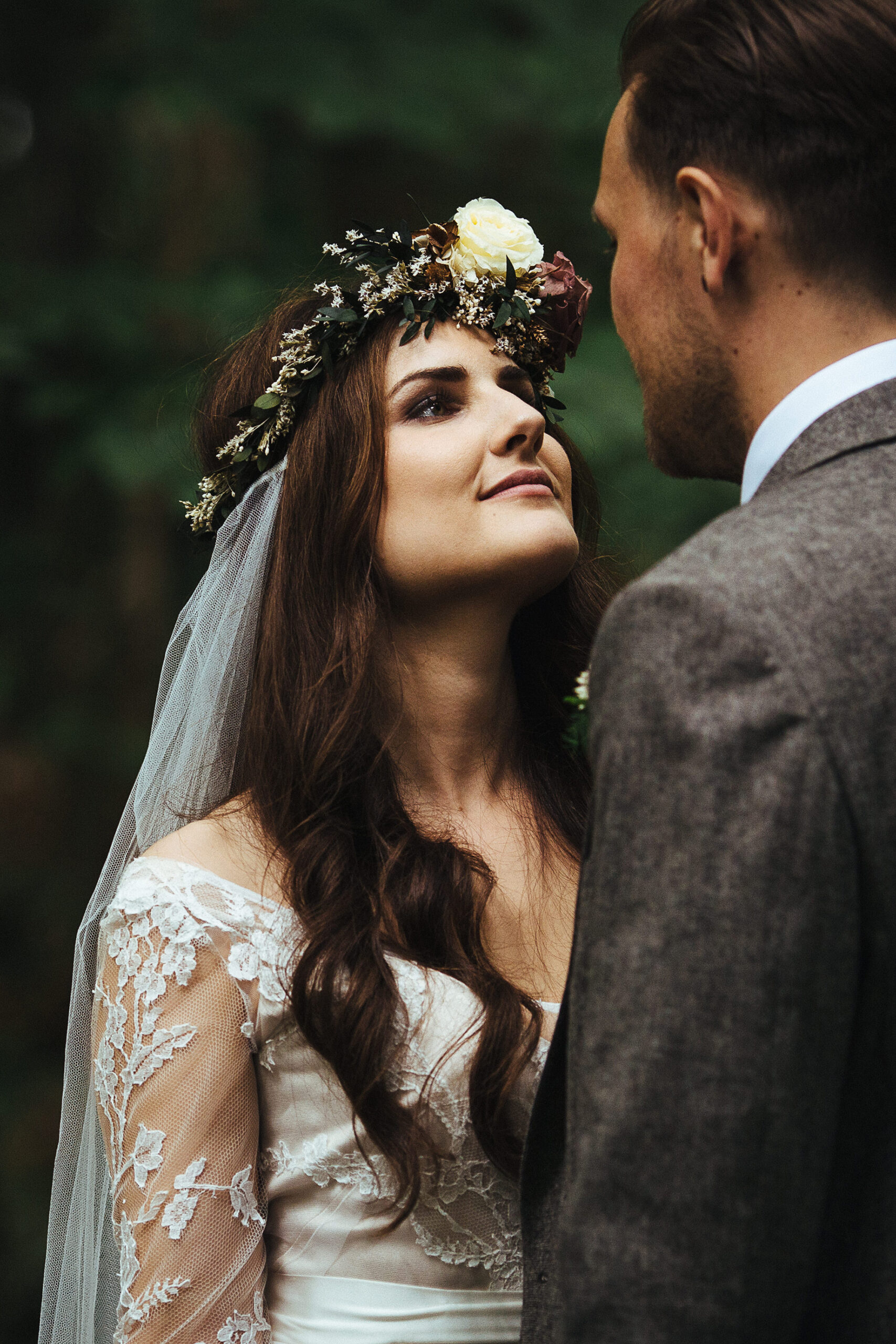 Emily_Ben_Vegan-Woodland-Wedding_Lyndsey-Goddard-Photography_SBS_020