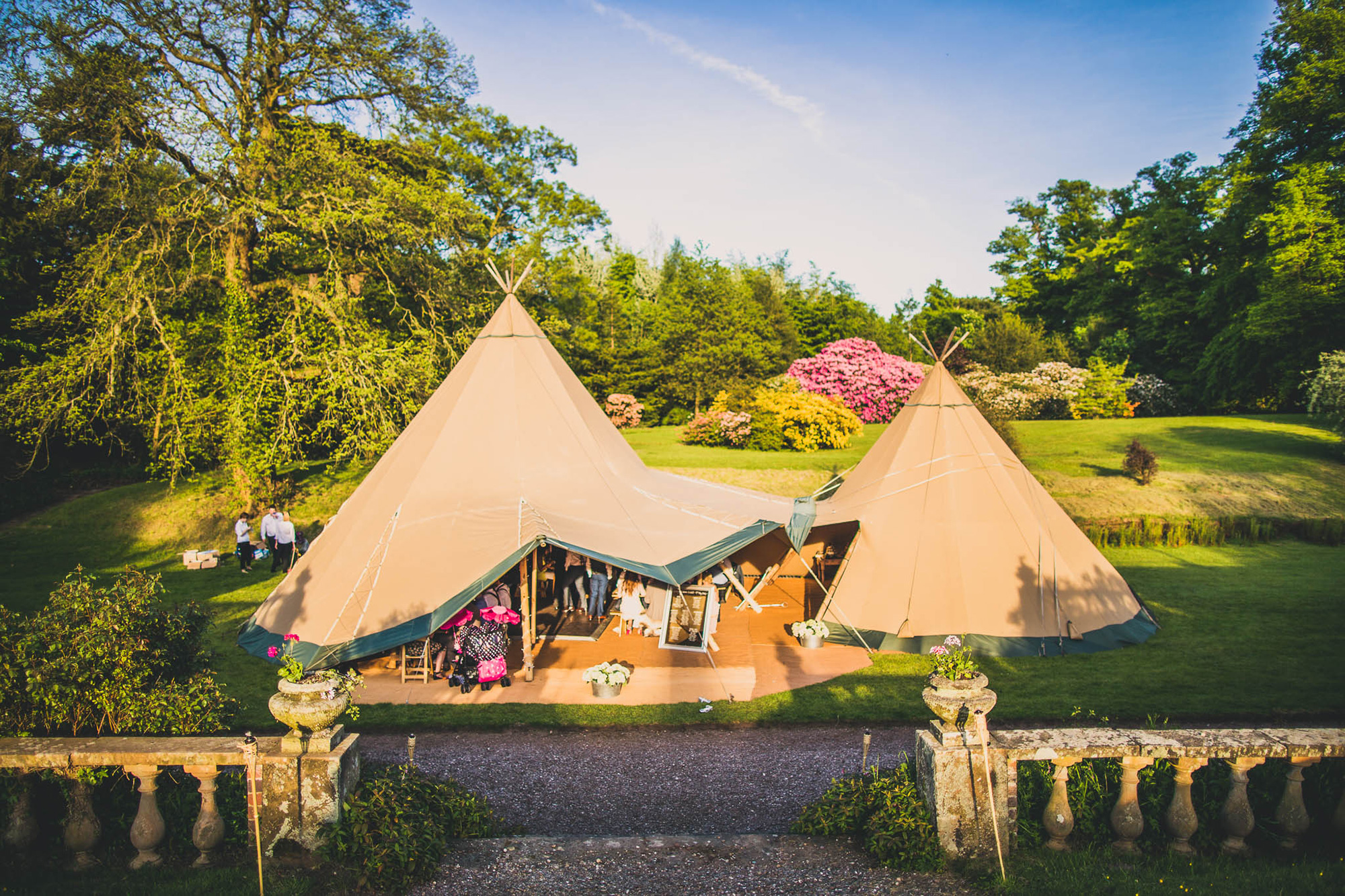 Emily_Darren_Tipi-Wedding_047