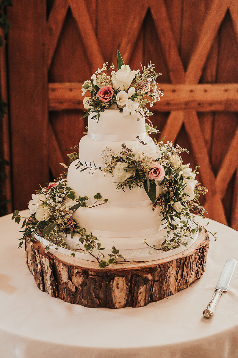 Emma_Danny_Elegant-Rustic-Wedding_Sarah-Maria-Photography_SBS_023