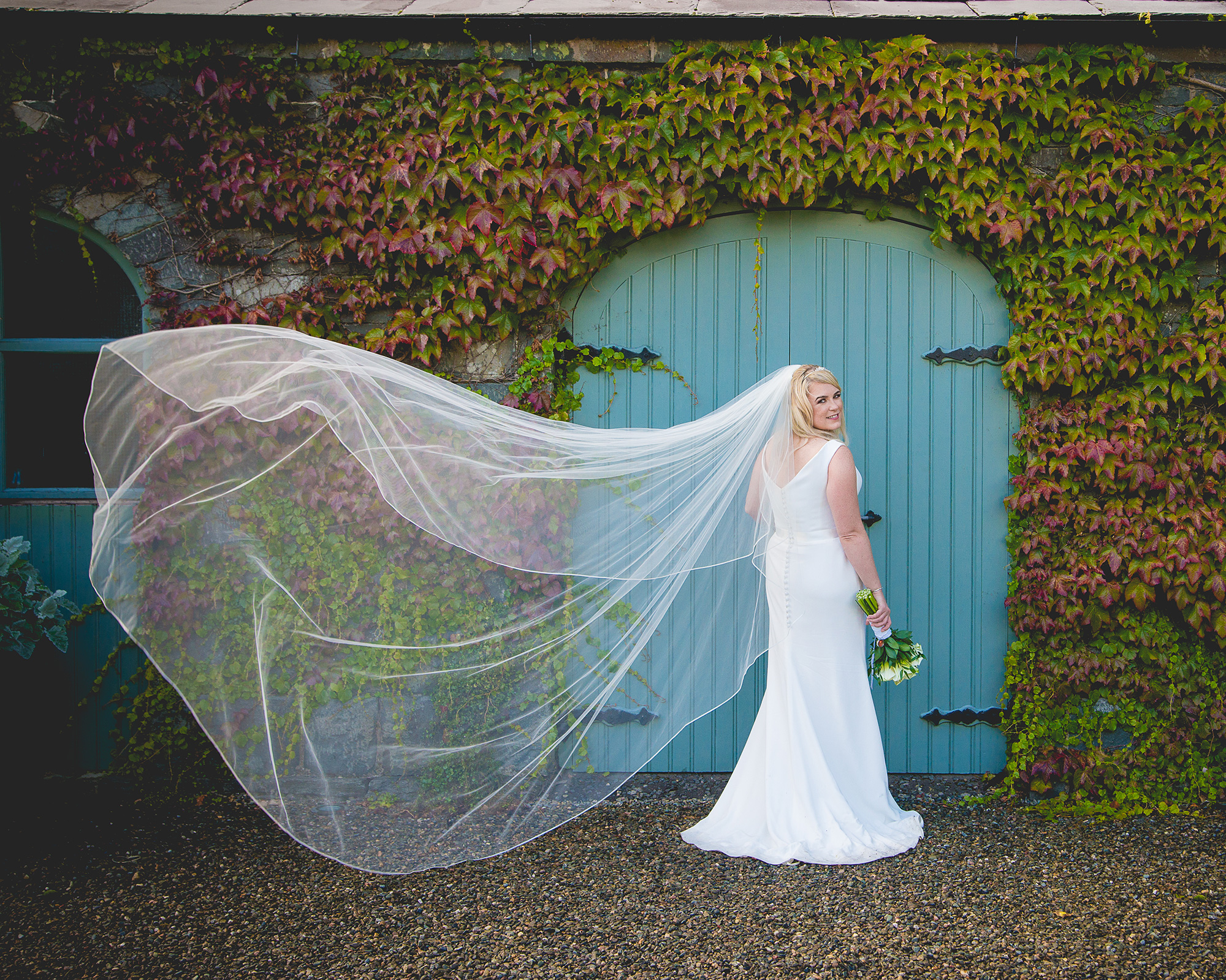 Emma_Neil_Minimal-Classic-Wedding_Graham-Crichton-Photography_031