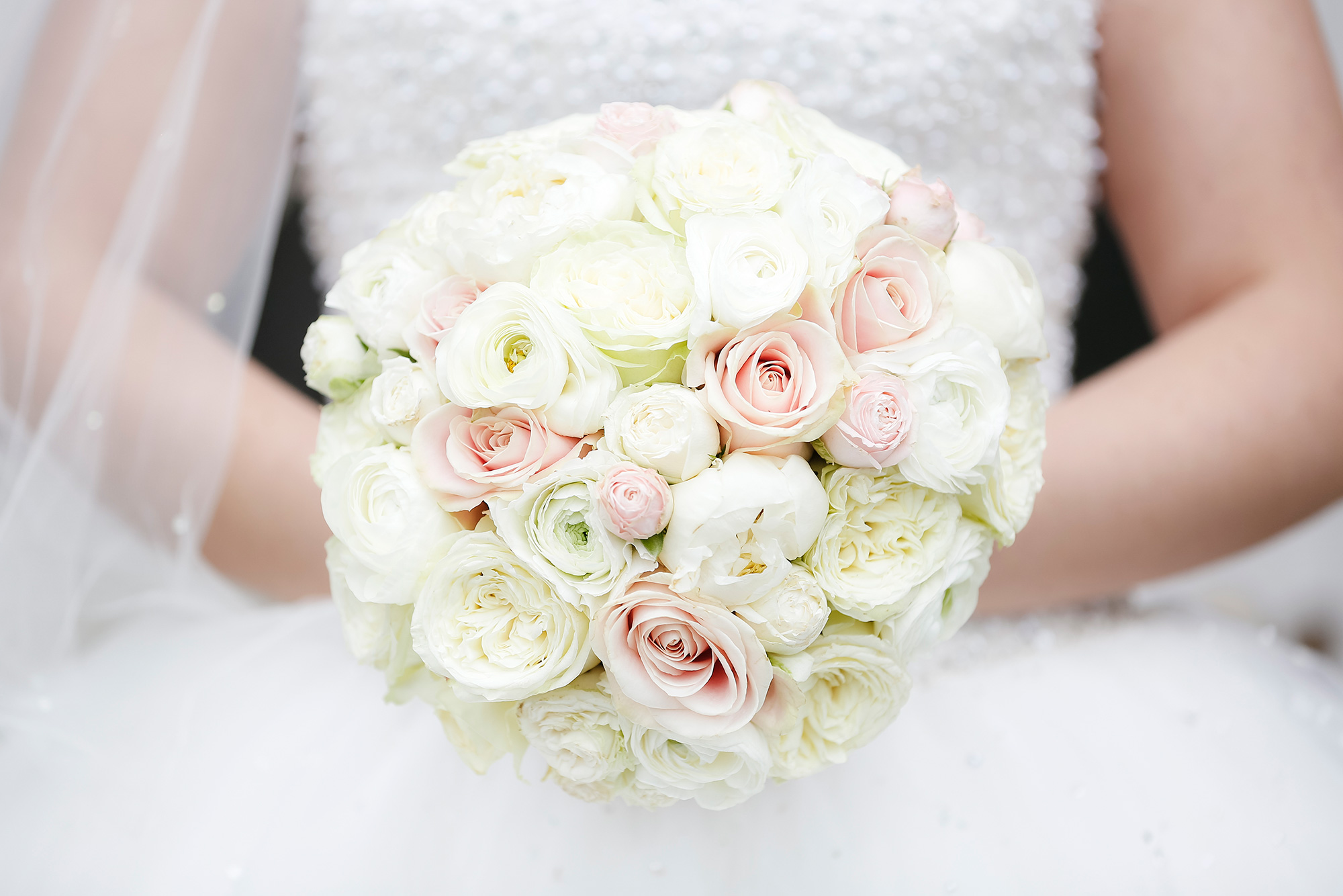 Emma_Simon_Elegant-Classic-Wedding_Purecreations-Photography_040