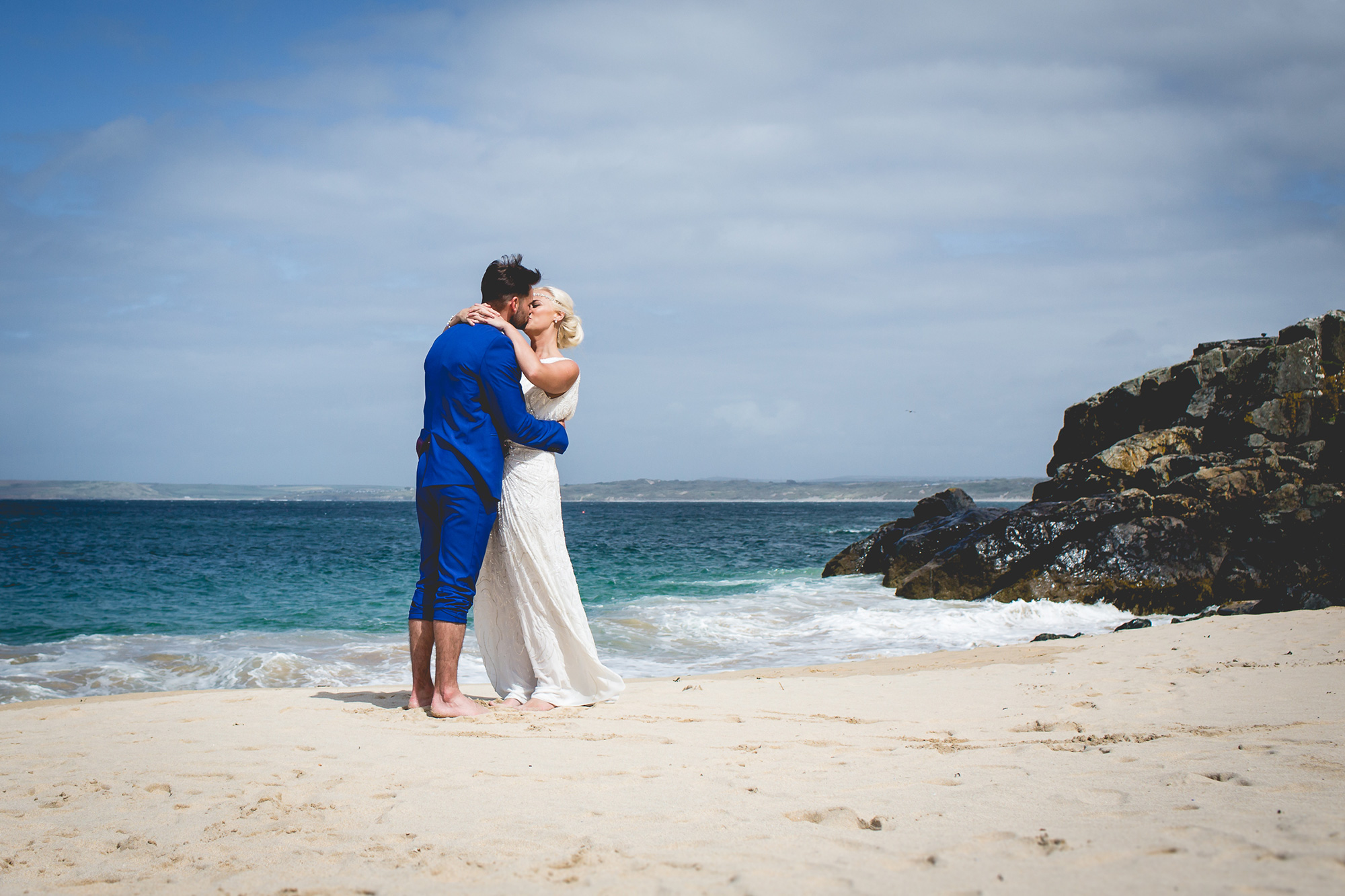 Fiona_Ian_Beach-Wedding_019