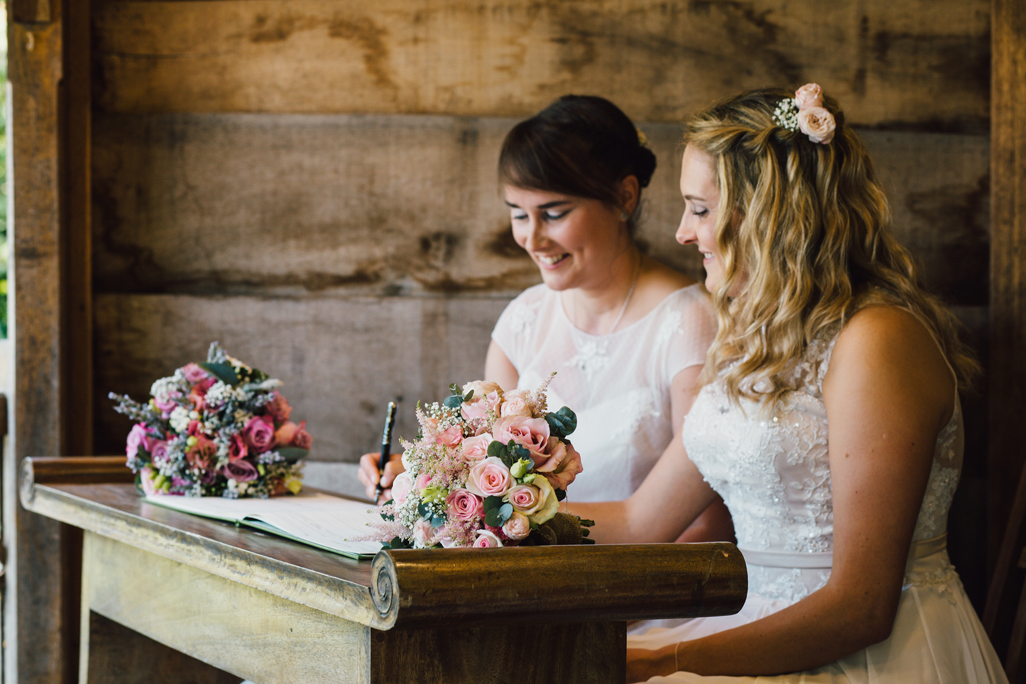 Hannah Amy Rustic Country Wedding Aexandra Wallace Photography 002