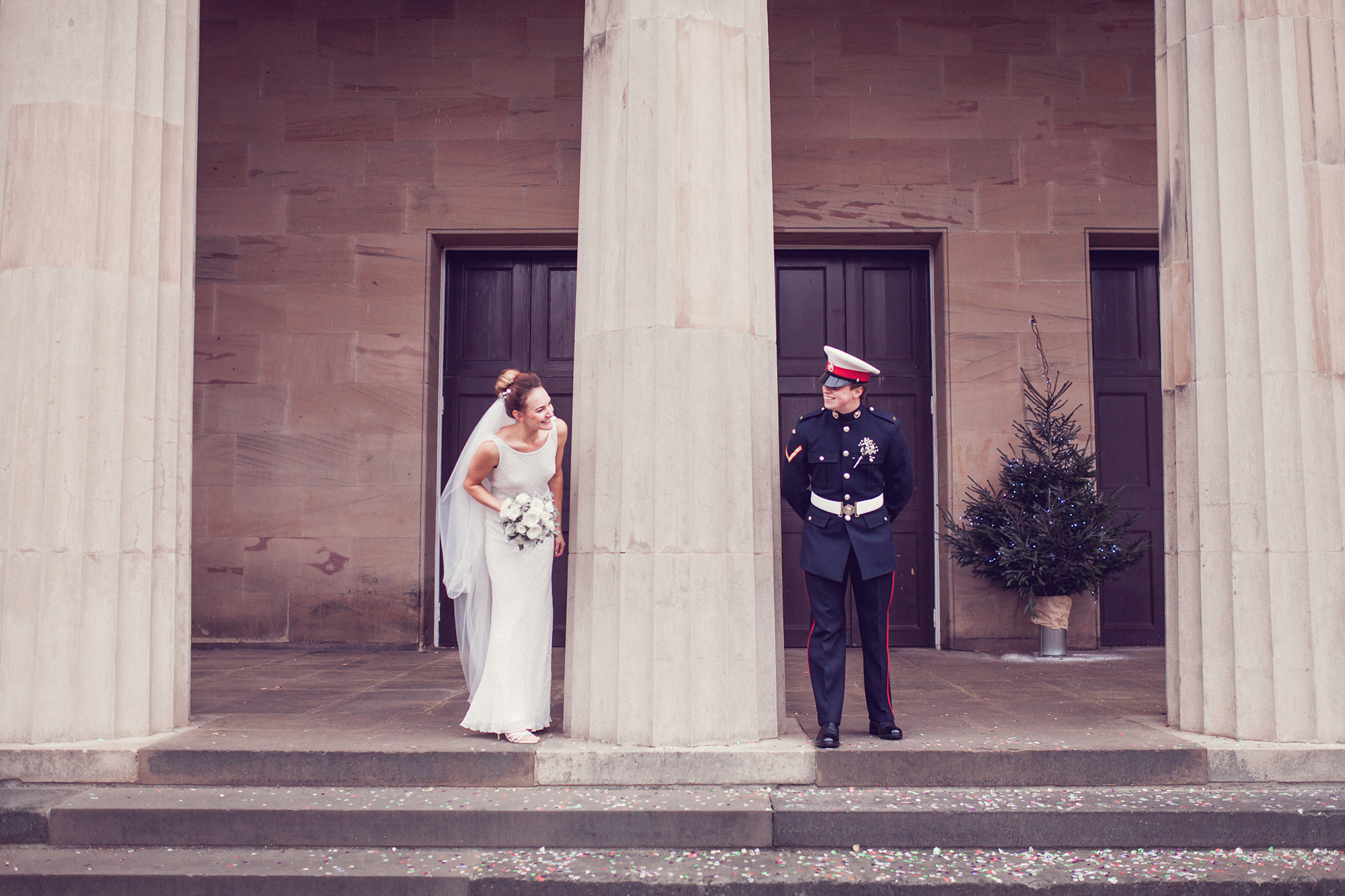 Hannah_Ben_Military-Christmas-Wedding_Honeydew-Moments_015
