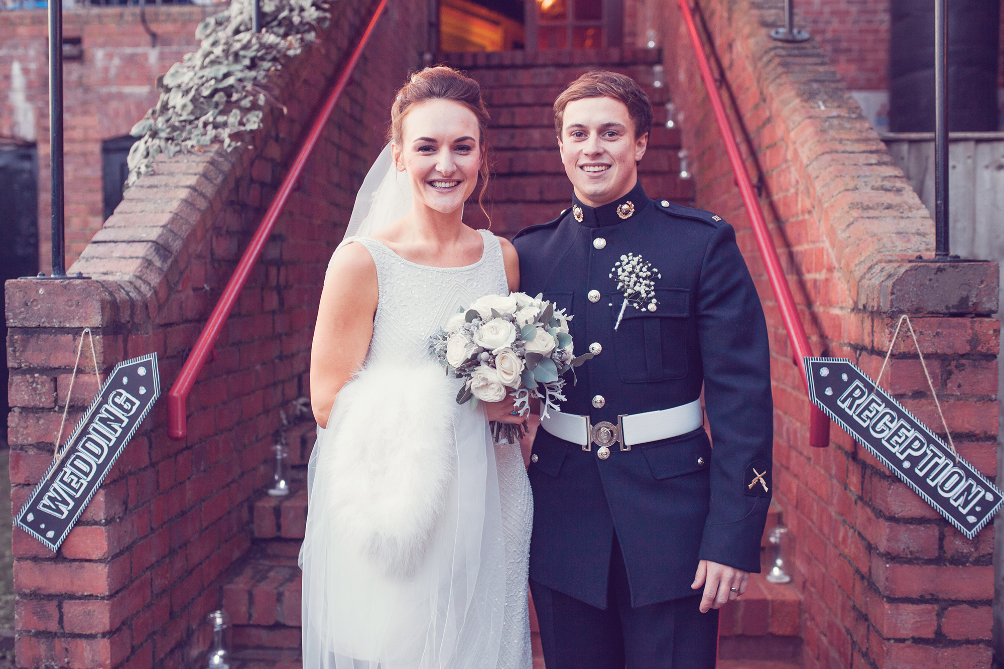 Hannah_Ben_Military-Christmas-Wedding_Honeydew-Moments_037