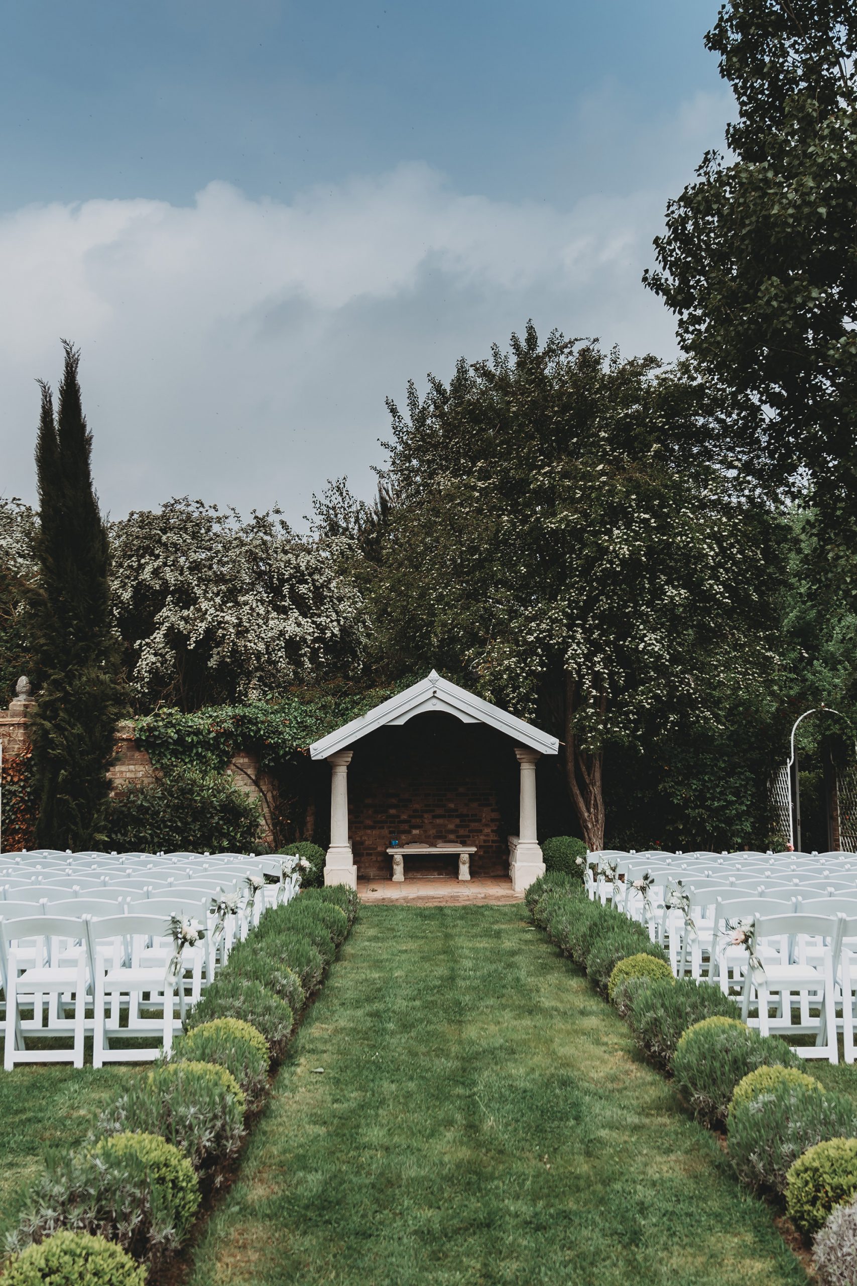 Hannah Matt Simple Rustic Wedding Matt Wing Photo SBS 004 scaled