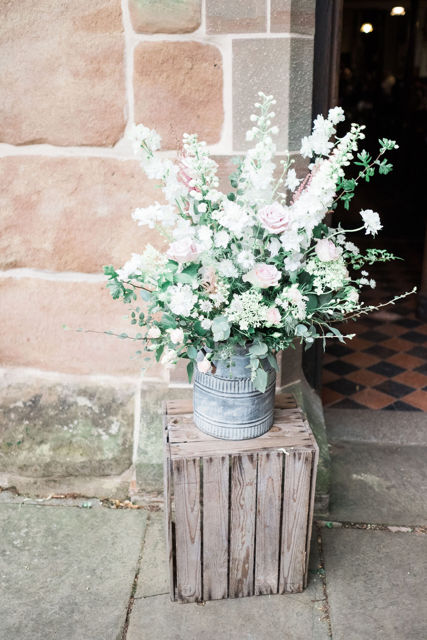 Harriet_Mark_Relaxed-Country-Wedding_Joanna-Briggs-Photography_SBS_011