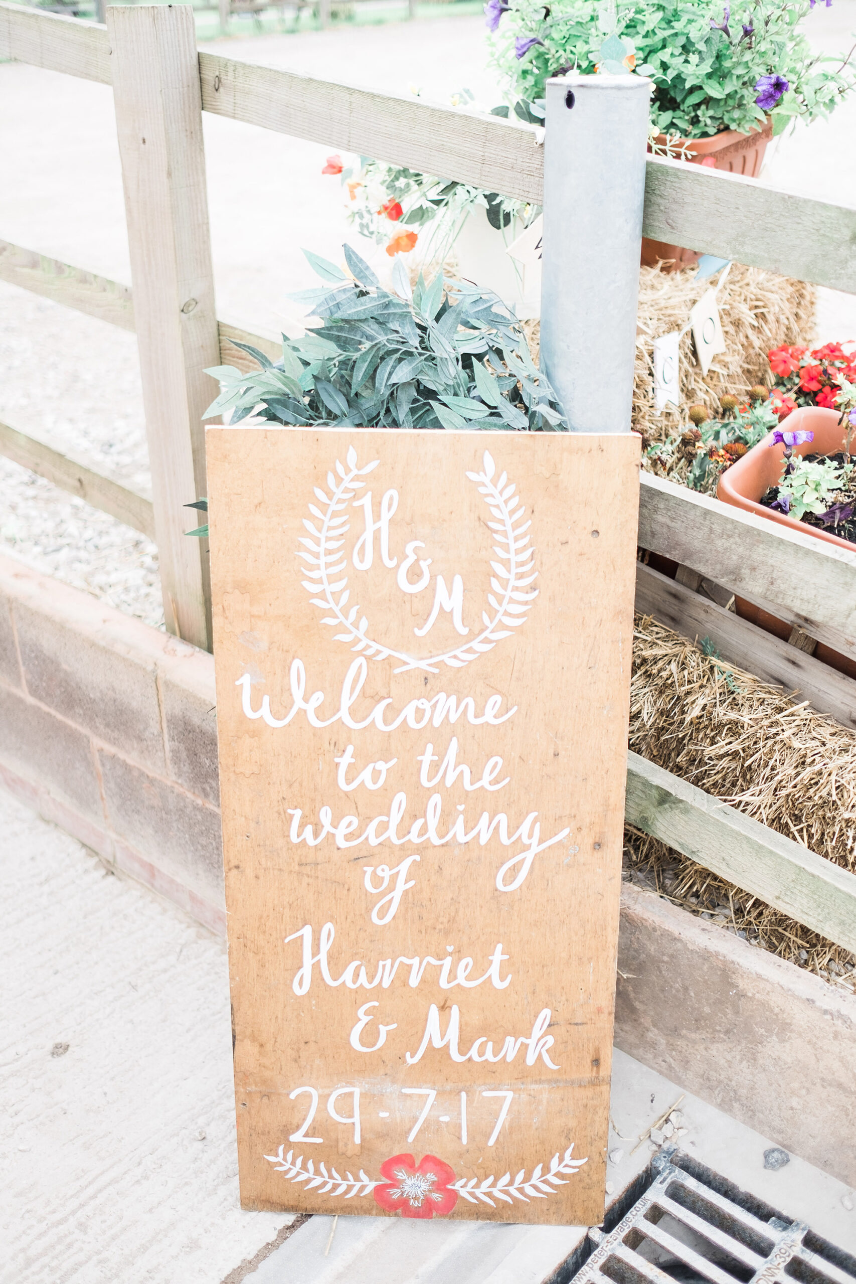 Harriet_Mark_Relaxed-Country-Wedding_Joanna-Briggs-Photography_SBS_015