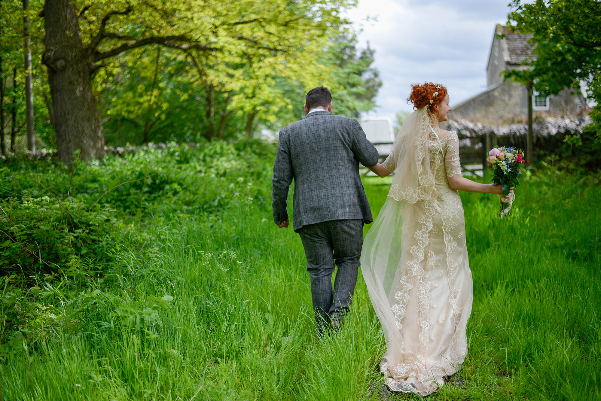 Heather_Darrell_Homemade-Rustic-Wedding_Kimberley-Waterson-Fine-Art-Photography_024