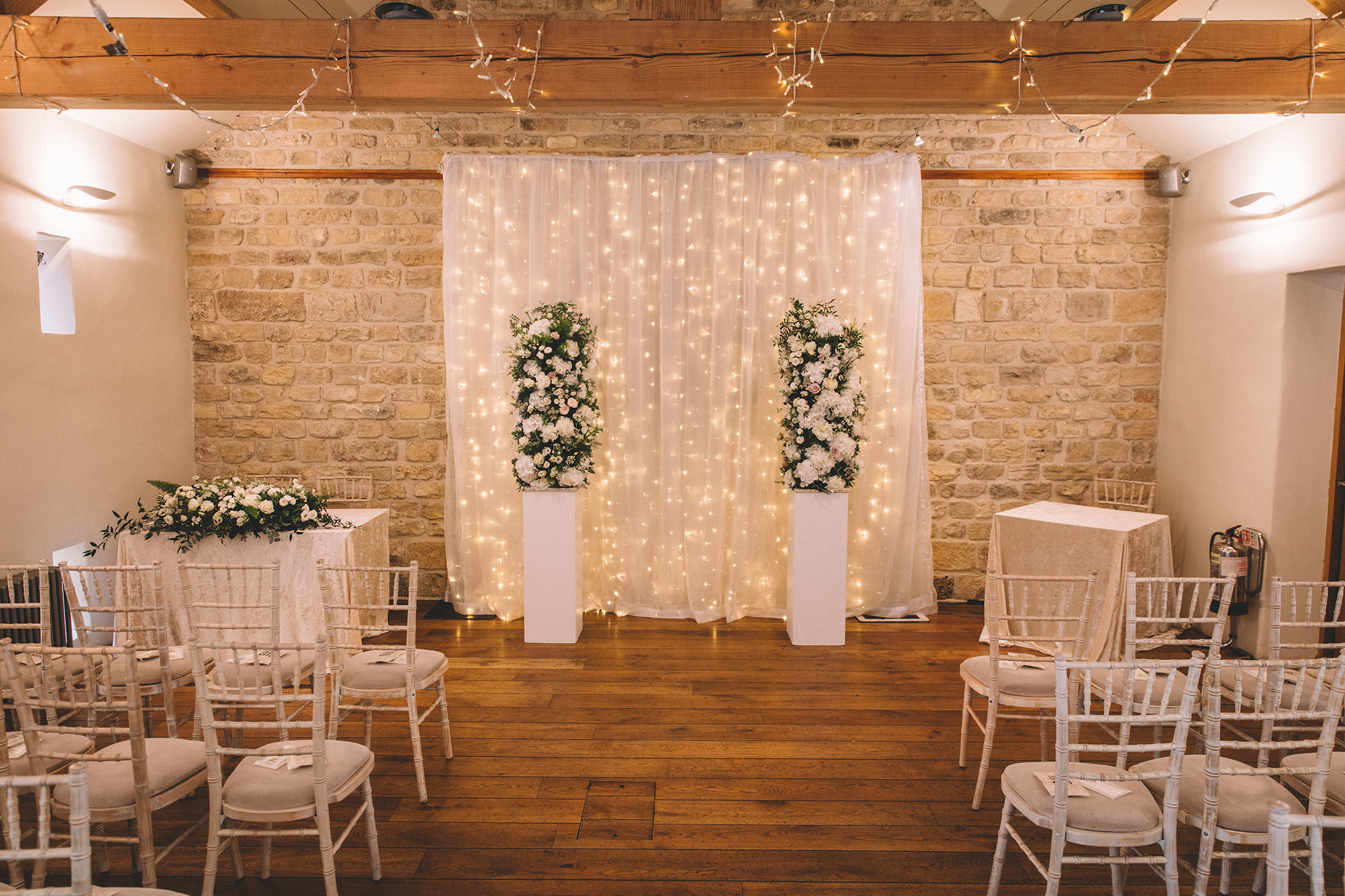 Holli Richard Elegant Relaxed Rustic Wedding Lumiere Photographic 012