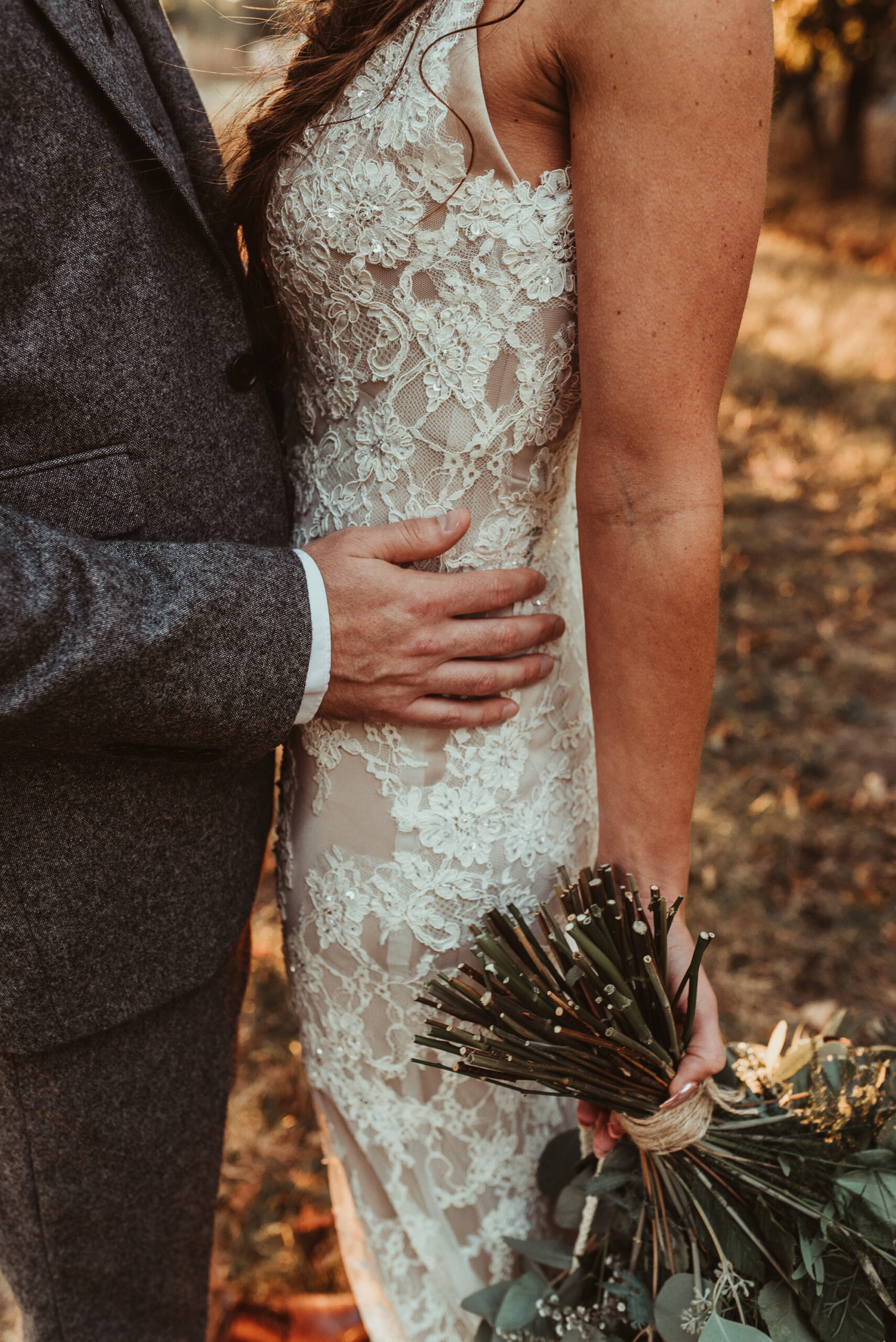 Holly_Luke_Rustic-Vintage-Wedding_027