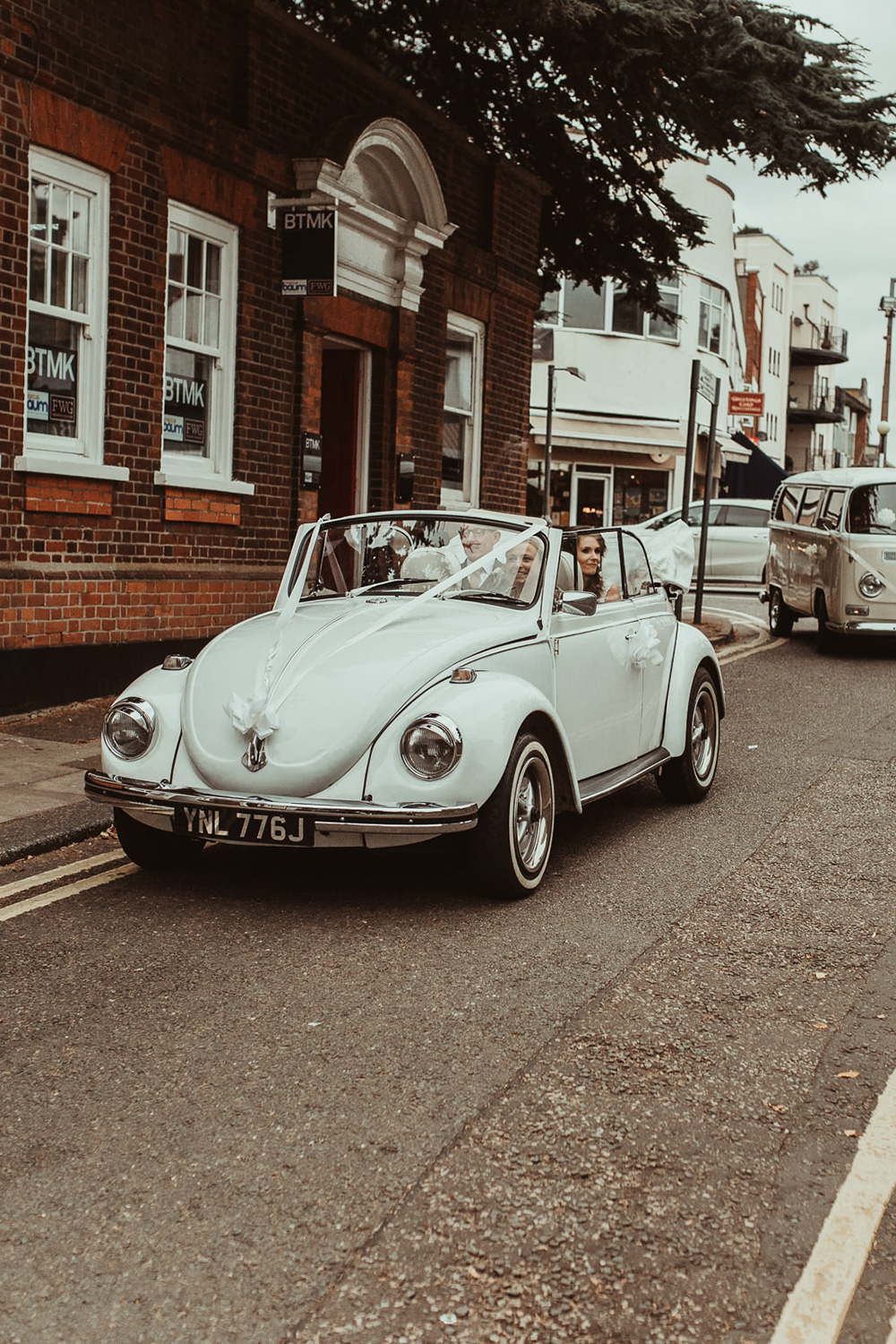 Holly_Luke_Rustic-Vintage-Wedding_SBS_011