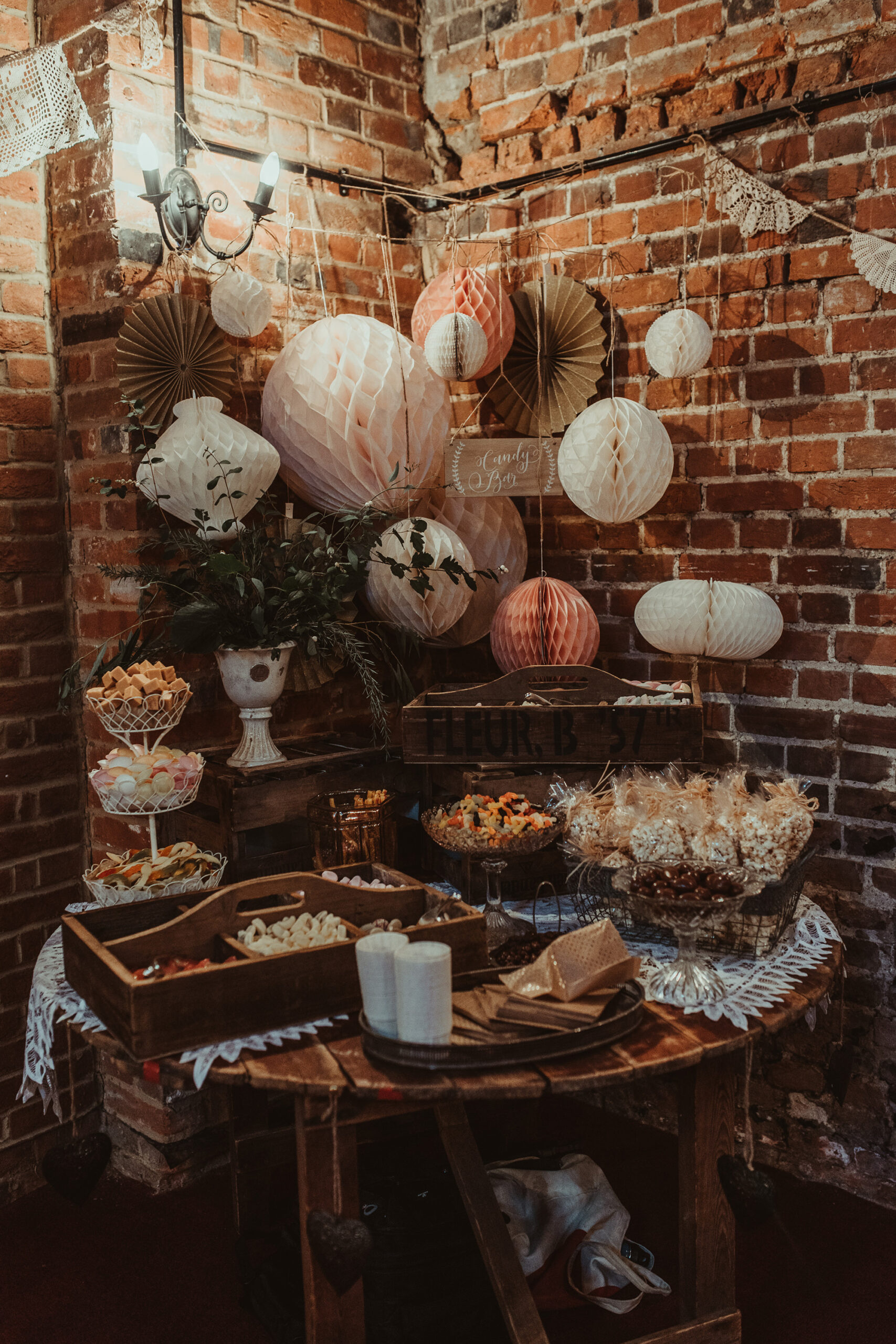 Holly_Luke_Rustic-Vintage-Wedding_SBS_021