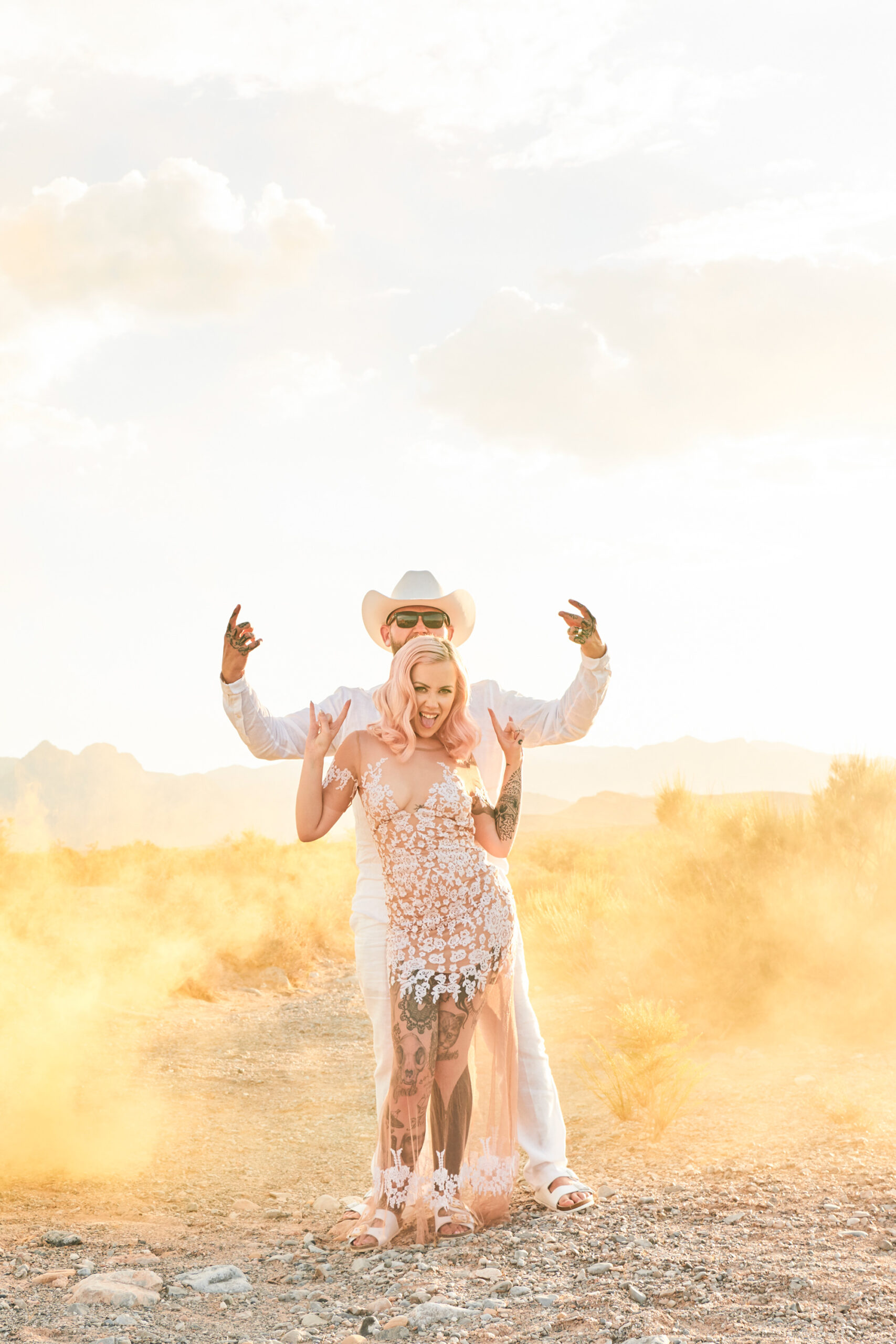 Imogen_Steve_Vintage-Desert-Rock-Roll-Wedding_Rose-Images_SBS_020