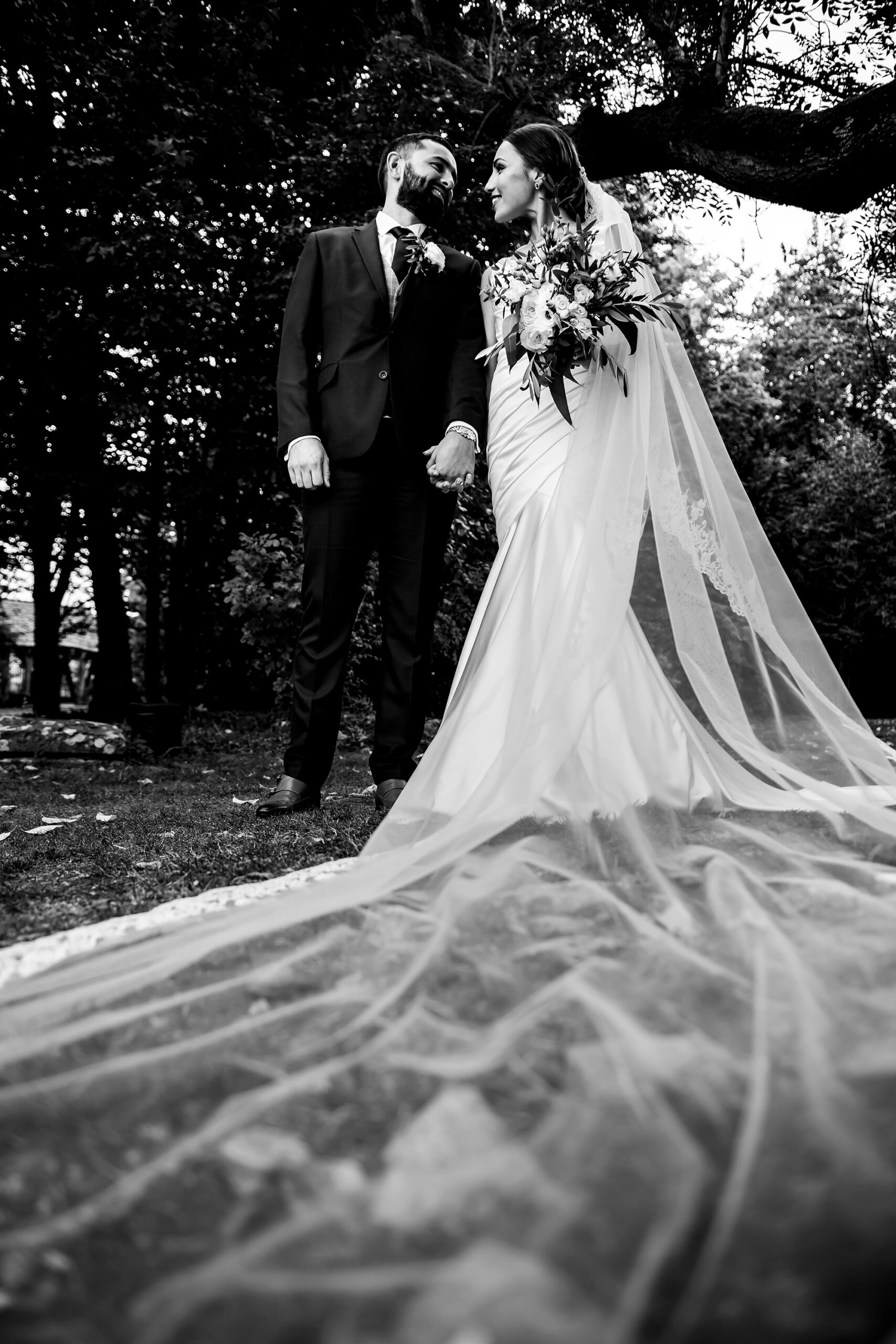 Jess Daniel Minimal Romantic Wedding Marcus Charter Wedding Photography 041 scaled
