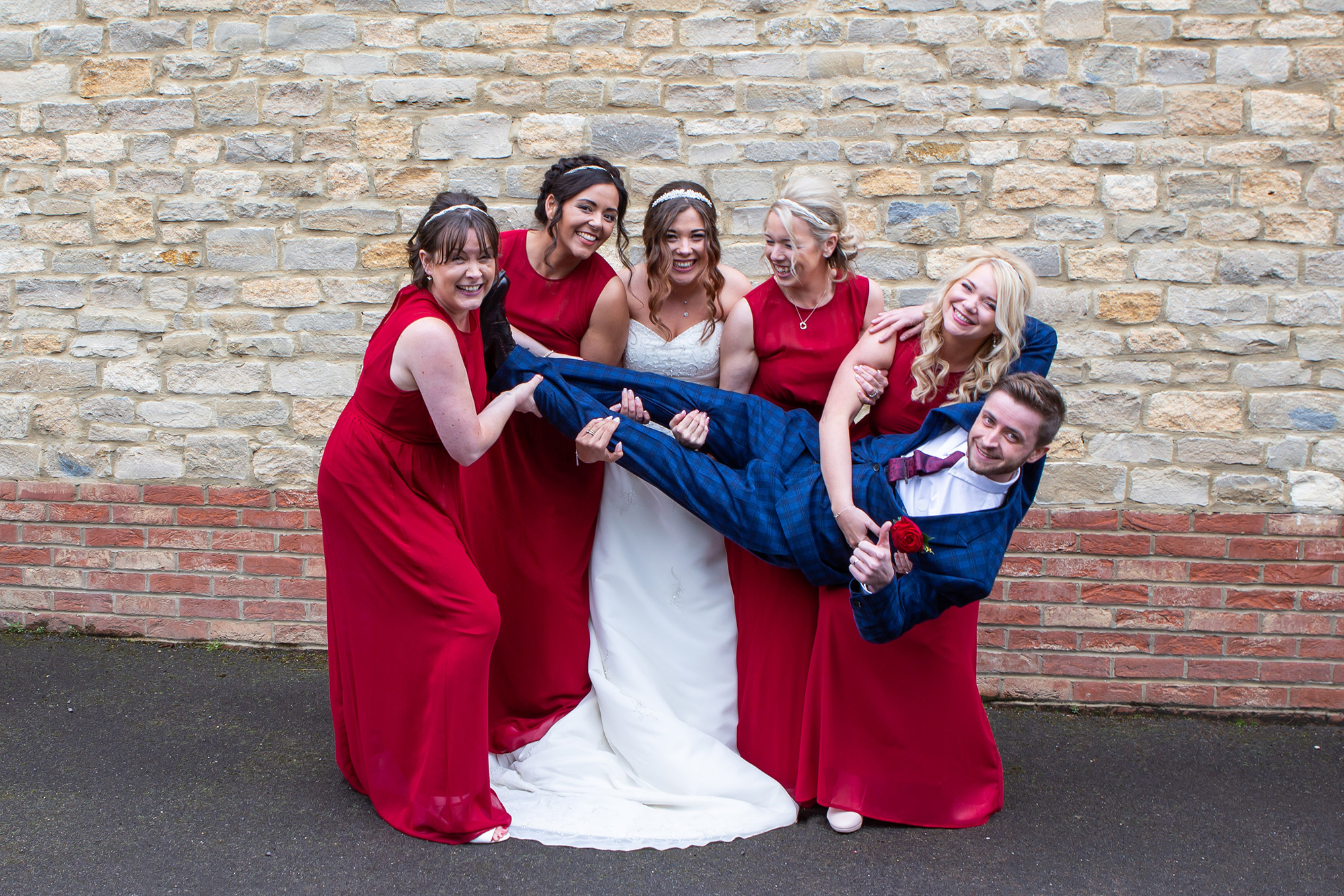 Jess_Rob_Rustic-DIY-Wedding_Bumps-2-Ballgowns-Photography_020