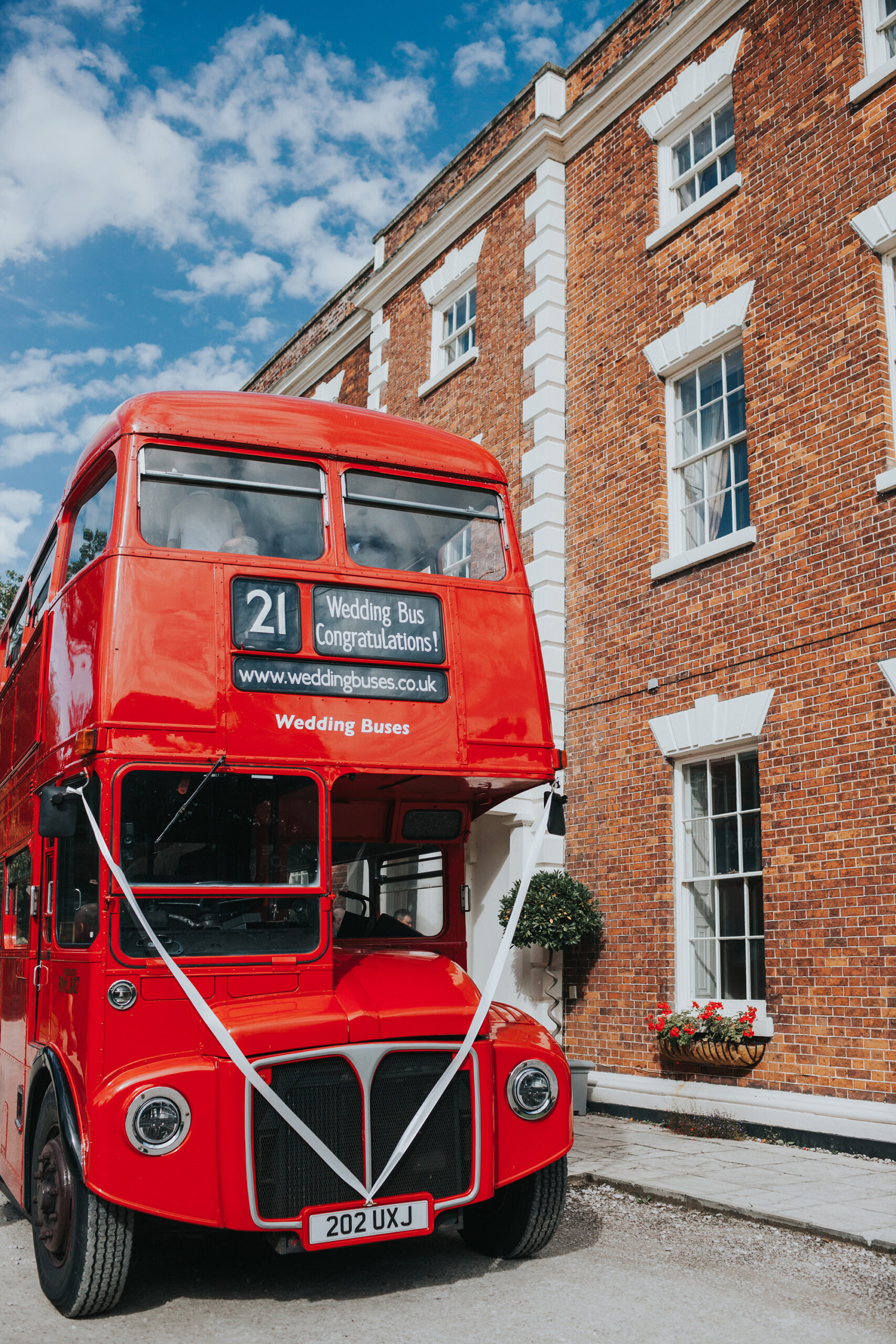 Jo_Mark_Vintage-Country-Wedding_Katie-Dervin-Photography_SBS_012