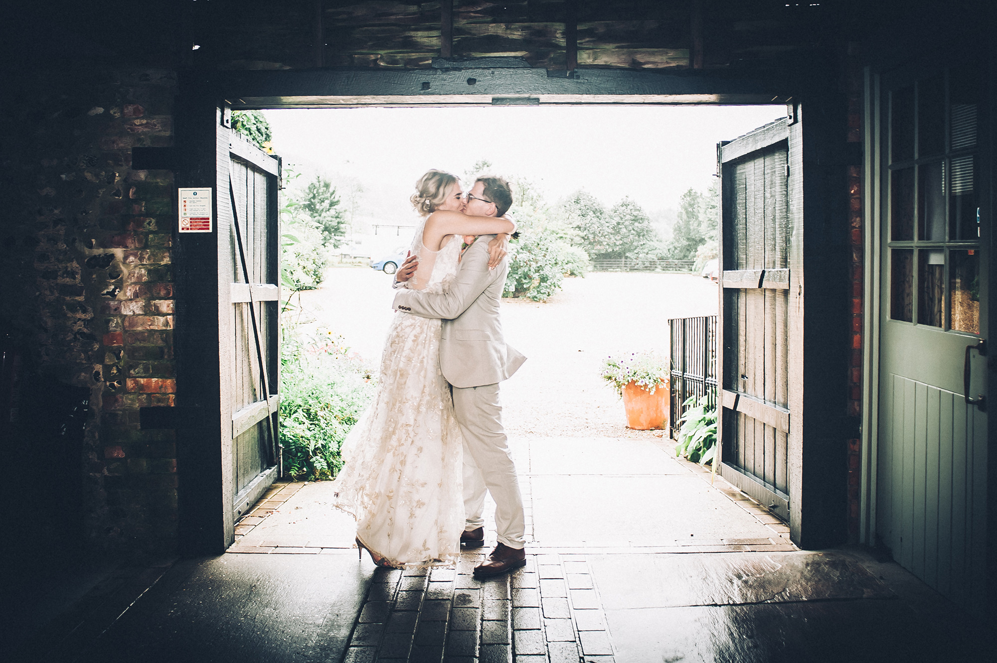 Joelle_Ross_Glam-Rustic-Wedding_021