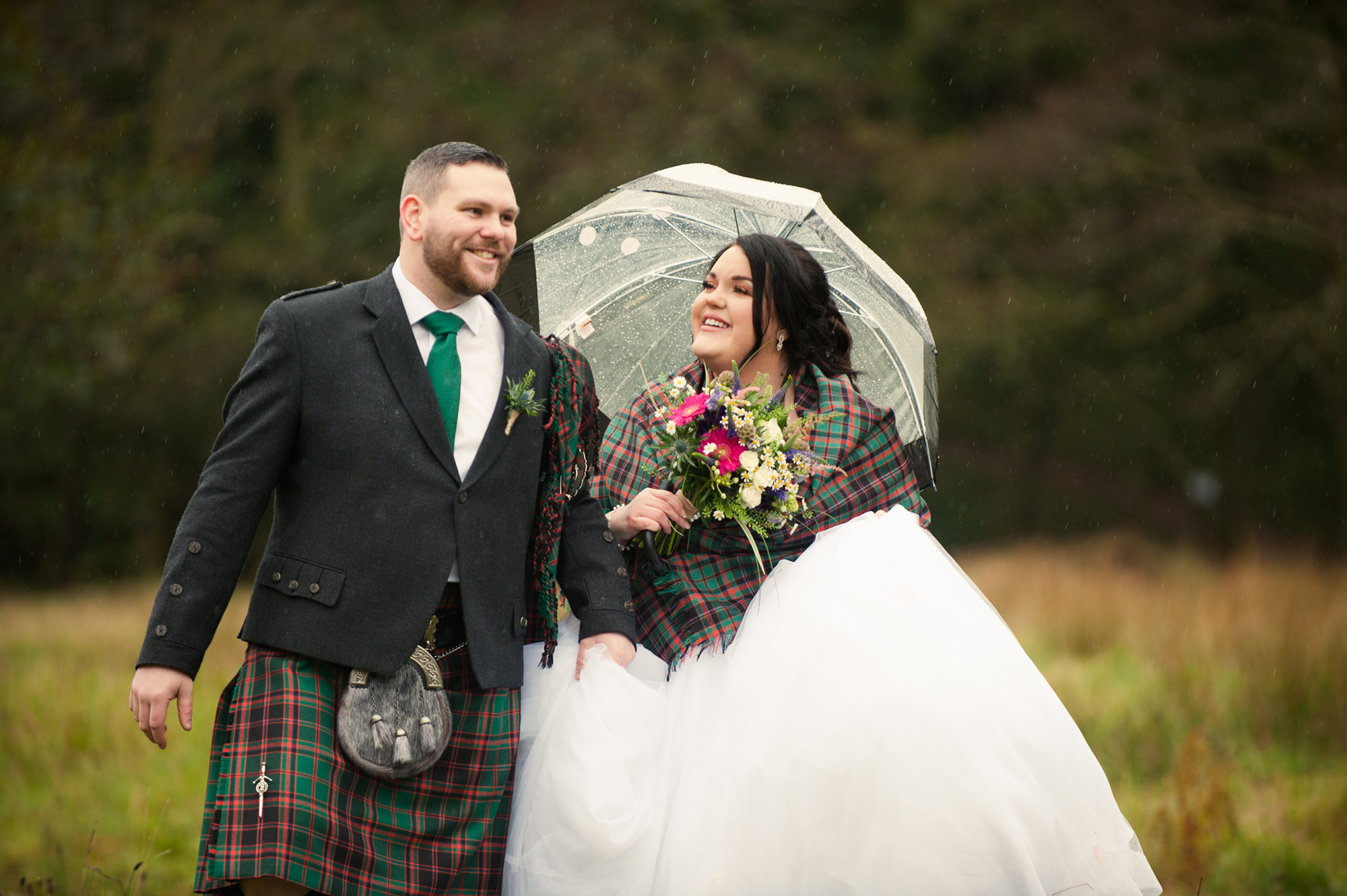 Karlie James Traditional Highland Scottish Wedding Margaret Soraya Photography 021