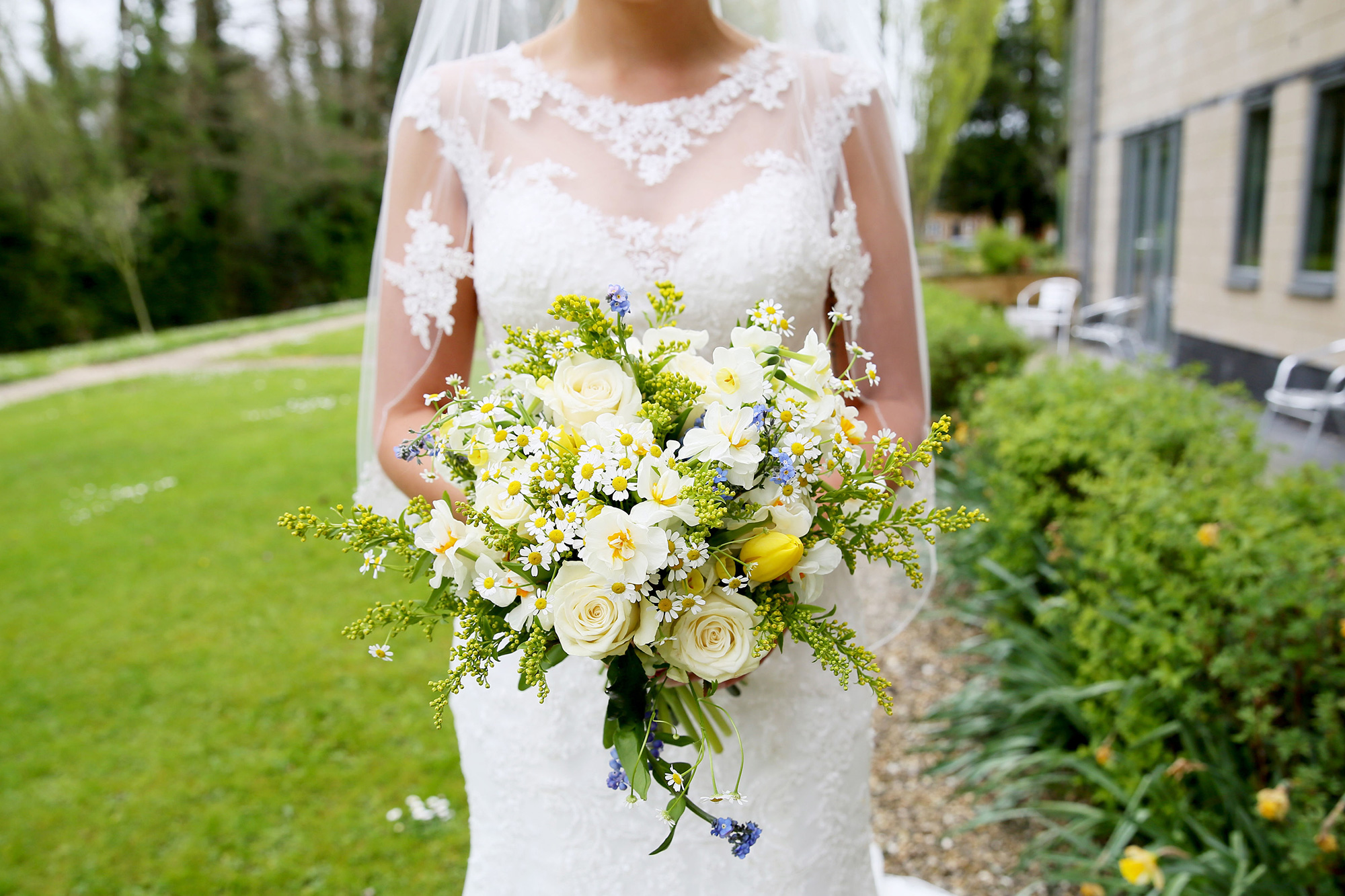 Kayleigh Jack English Country Meadow Wedding Helen Strong Photography 009