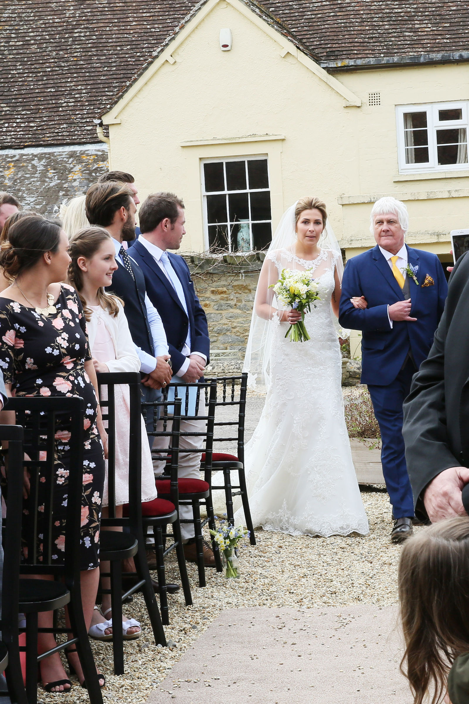 Kayleigh Jack English Country Meadow Wedding Helen Strong Photography SBS 015