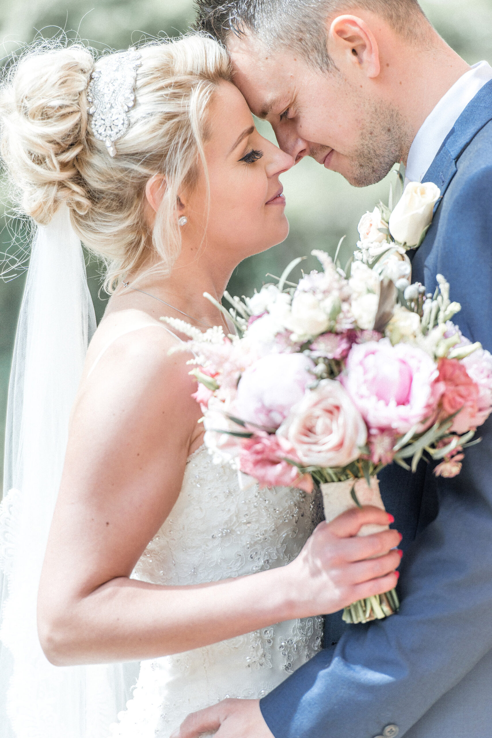 Kimberley_Adam_Classic-Romantic-Wedding_Rebekah-Robert-Photography_030