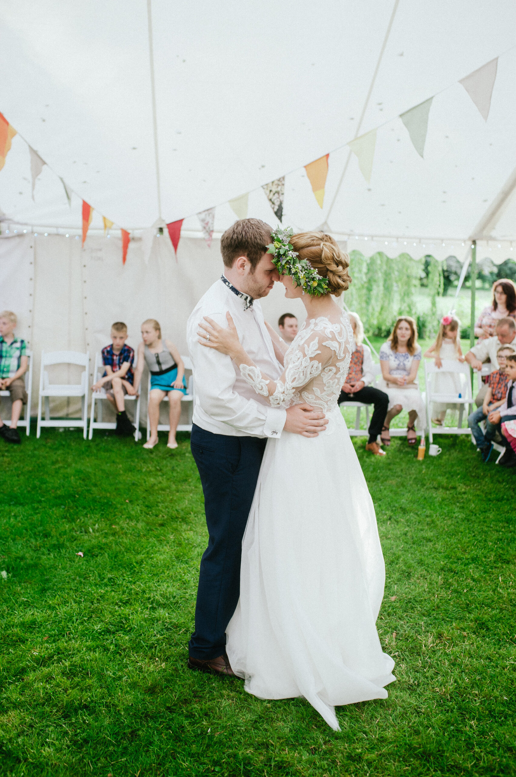 Ksenia_Stuart_Garden-Rustic-Wedding_032