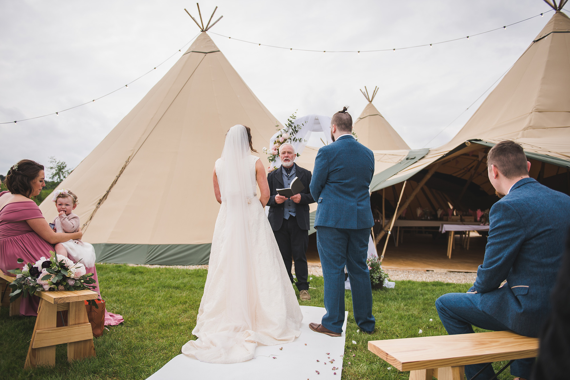 Laura_Andrew_Rustic-Homemade-Wedding_Rhi-Scotchbrook-Photography_020