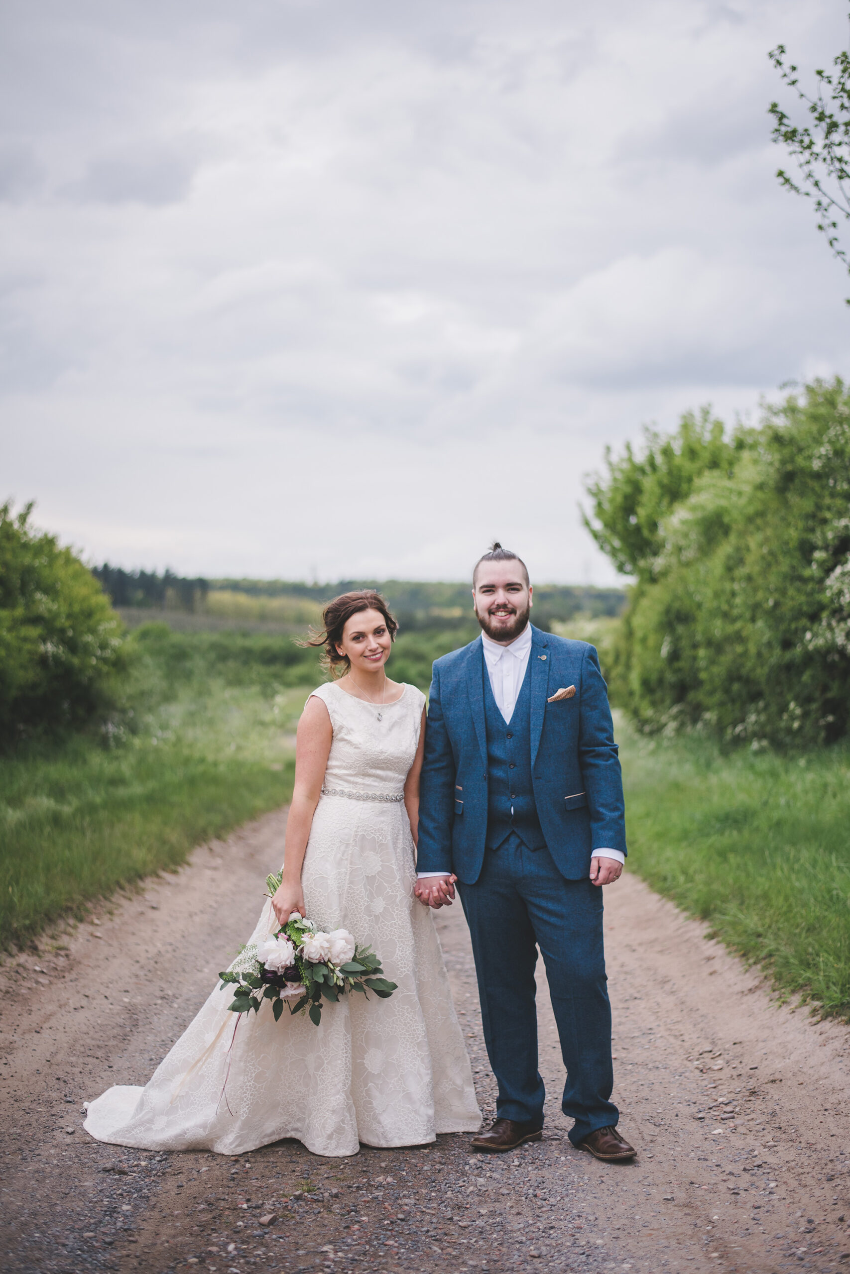 Laura_Andrew_Rustic-Homemade-Wedding_Rhi-Scotchbrook-Photography_SBS_021