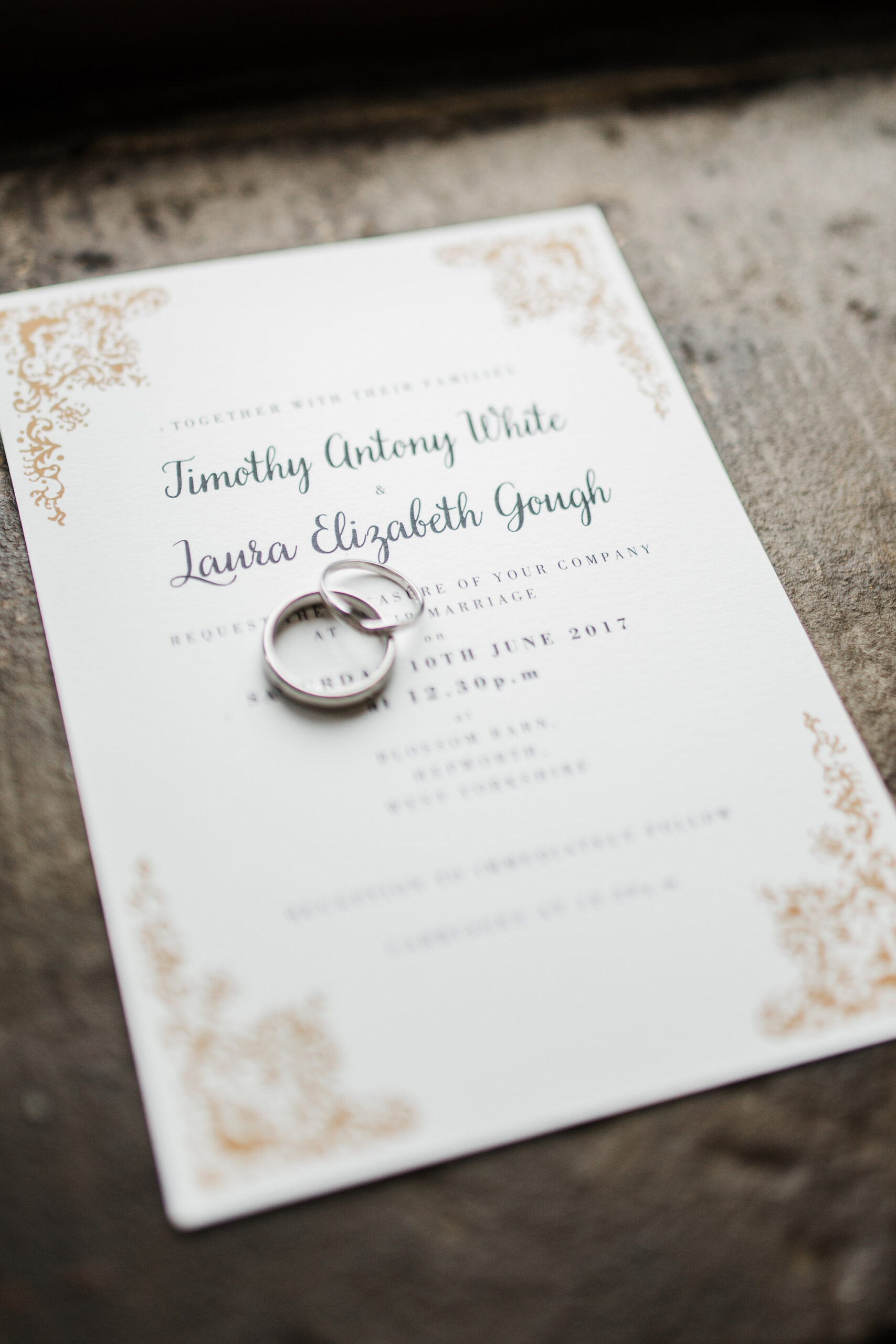 Laura_Tim_Classic-Rustic-Wedding_Arabella-Smith-Fine-Art-Weddings_SBS_003