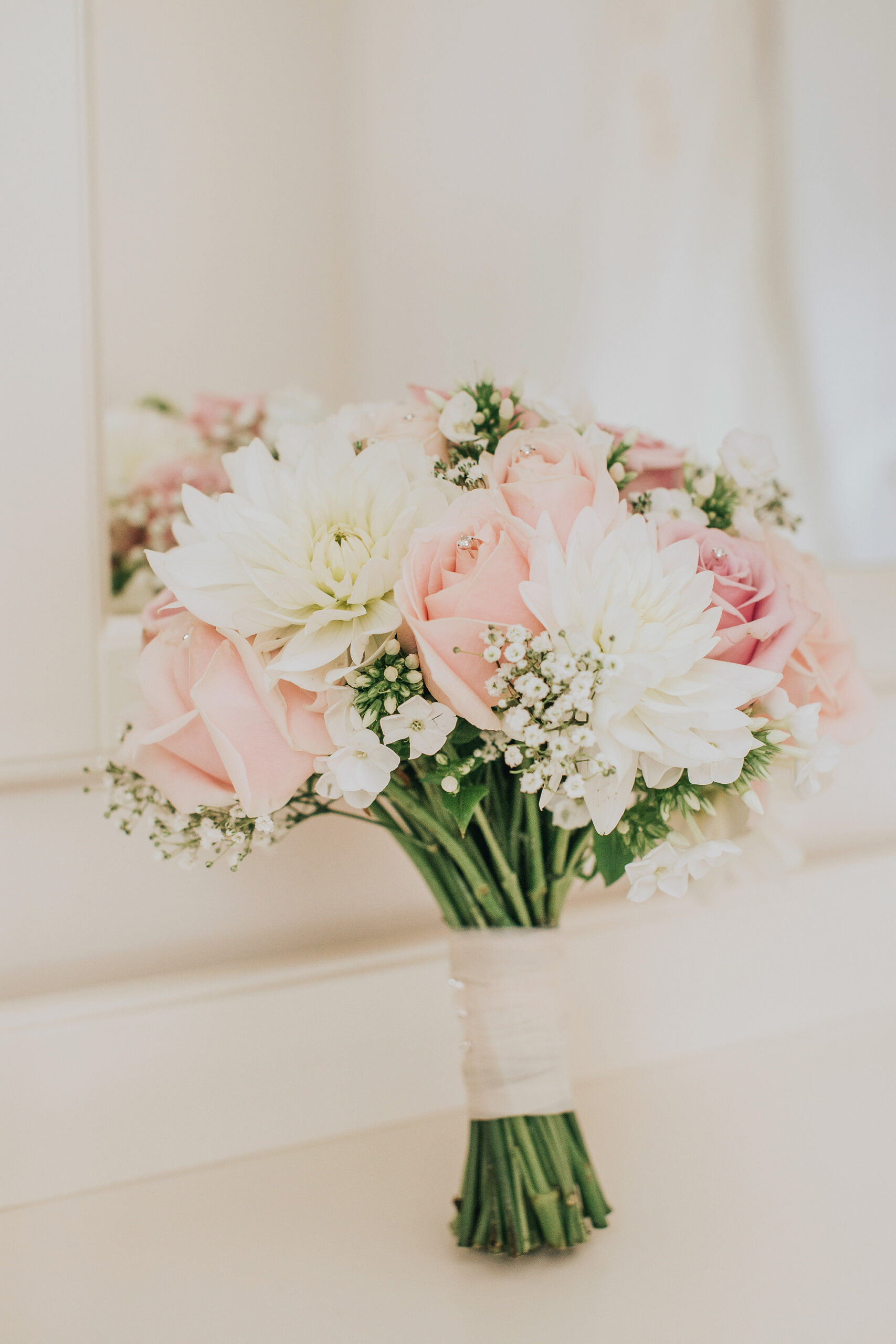 Lauren_Darren_Romantic-Traditional-Wedding_Samantha-Davis-Photography_SBS_002
