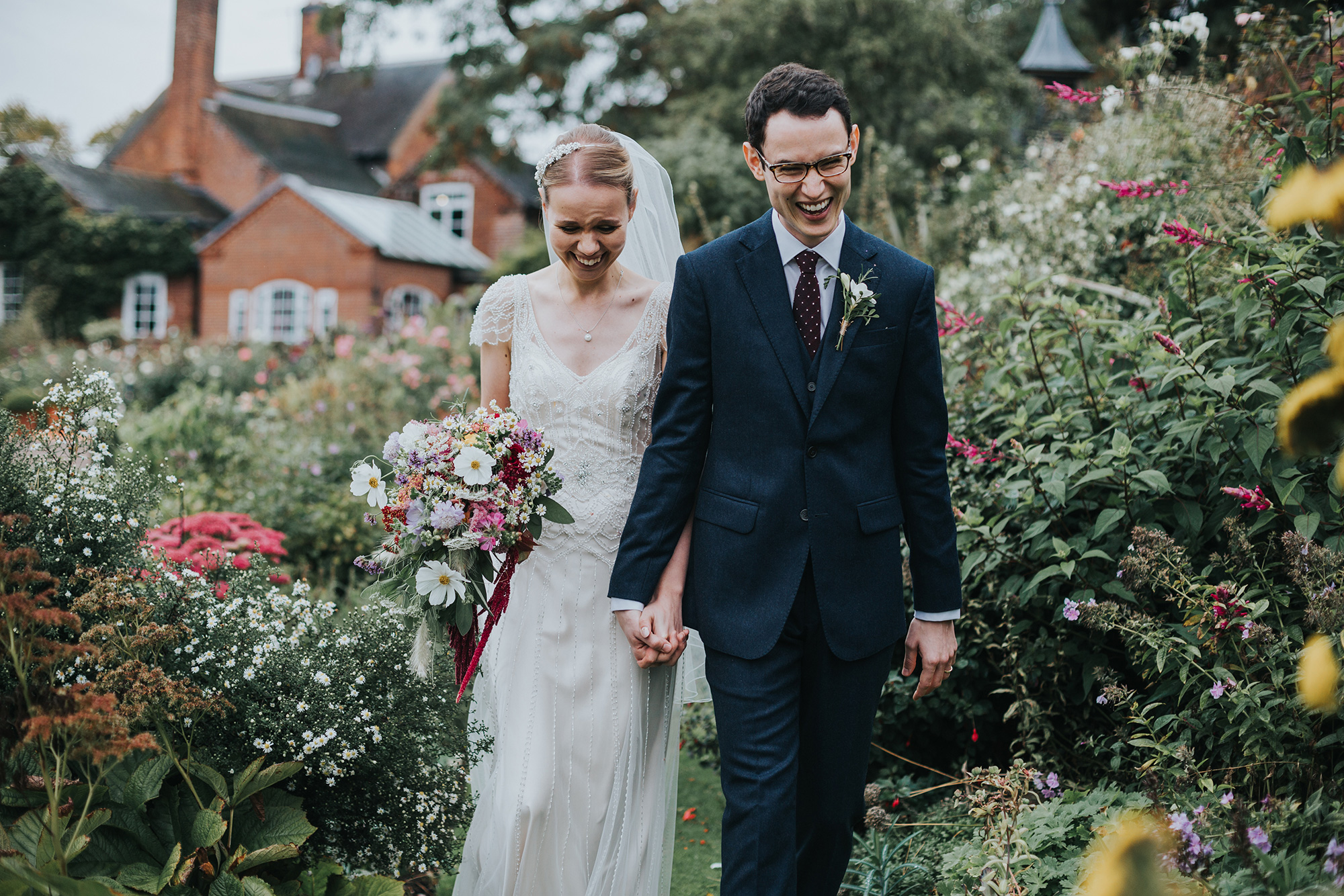 Lucy Nick Relaxed Wedding Katie Dervin Photographer 035