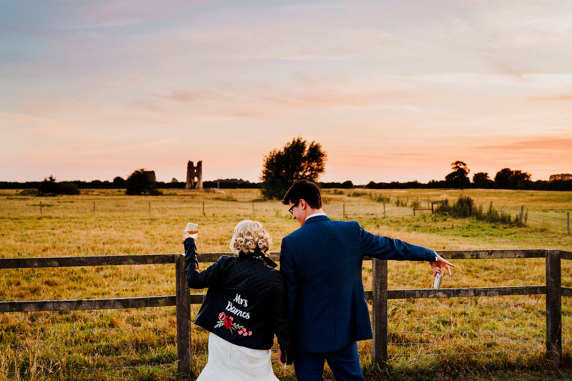 Lucy Simon Rustic Quirky Wedding Rob Dodsworth Photography 045