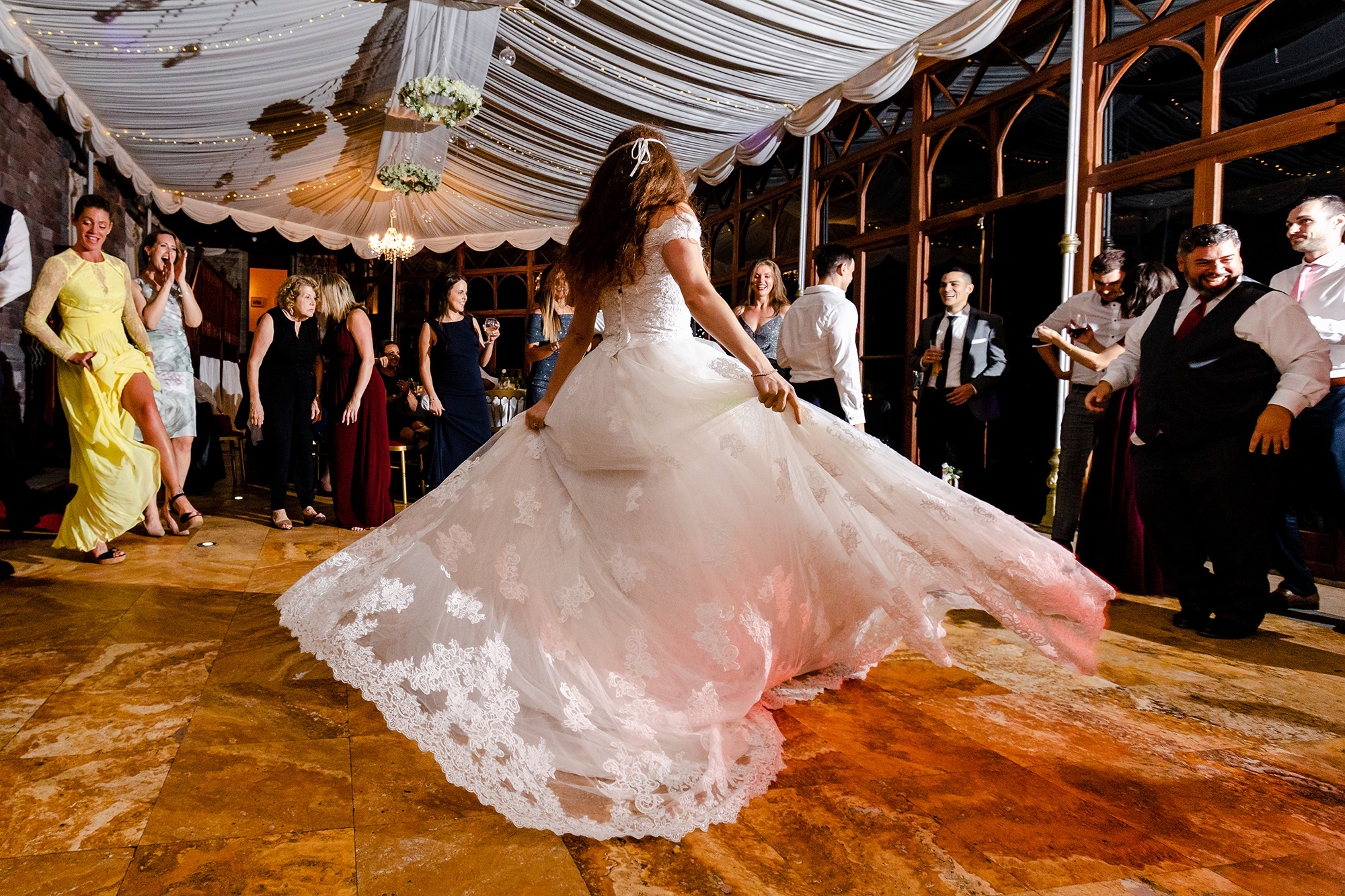Melissa Dionisios Fairytale Elegant Weding Art by Design Photography 044
