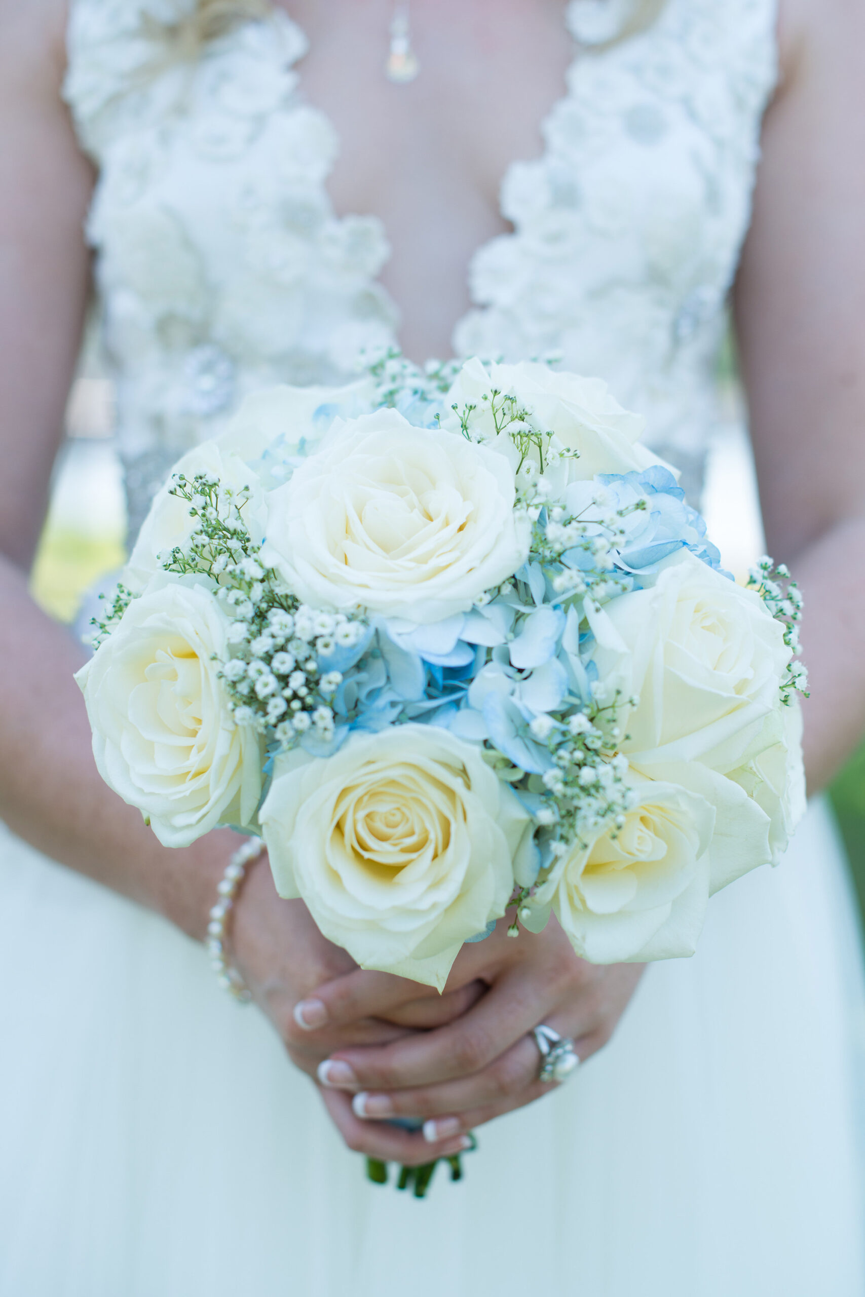 Notton_House_Photography_Blue_Silver-Styled-Shoot_005