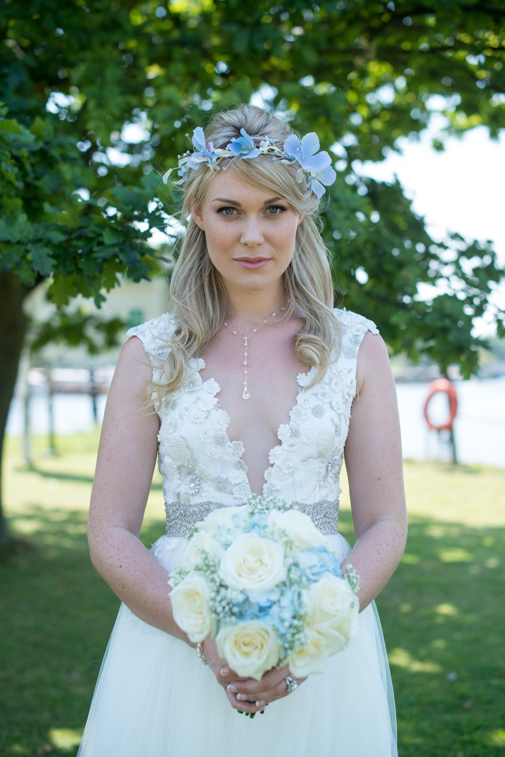 Notton_House_Photography_Blue_Silver-Styled-Shoot_006