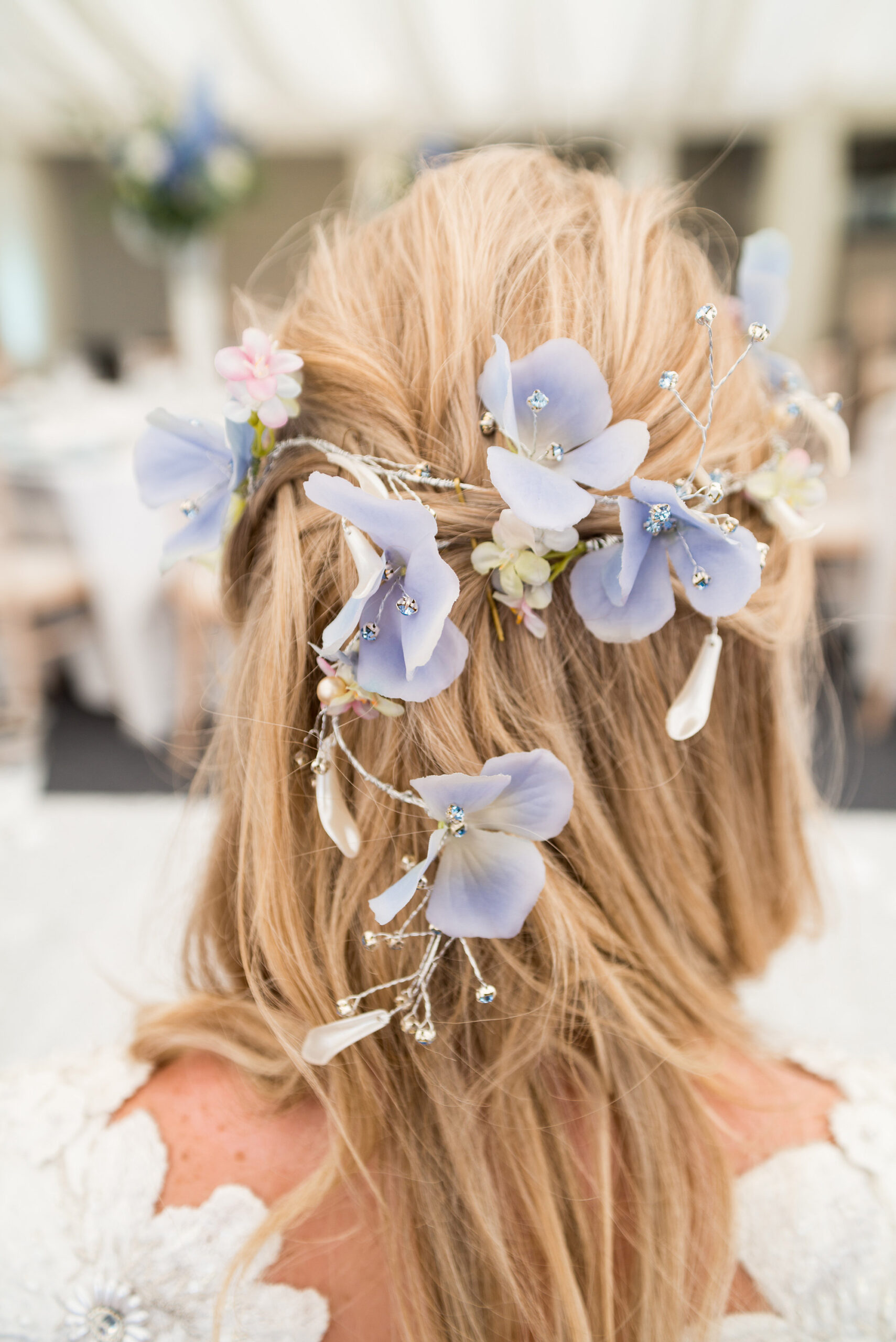 Notton_House_Photography_Blue_Silver-Styled-Shoot_032