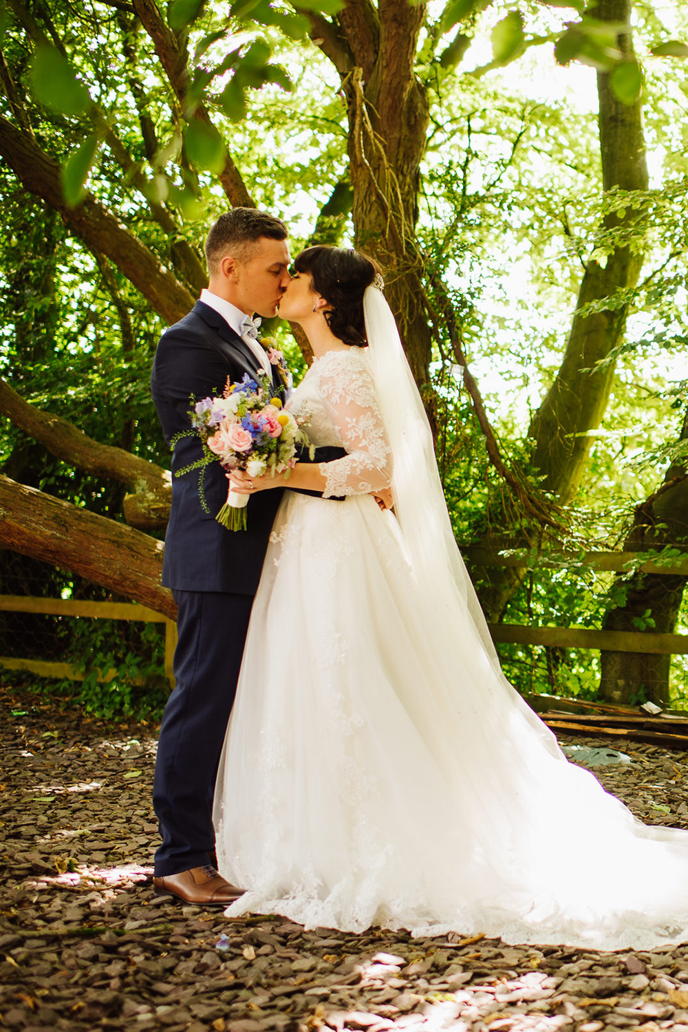 Raonaid_Simon_English-Garden-Wedding_SBS_022